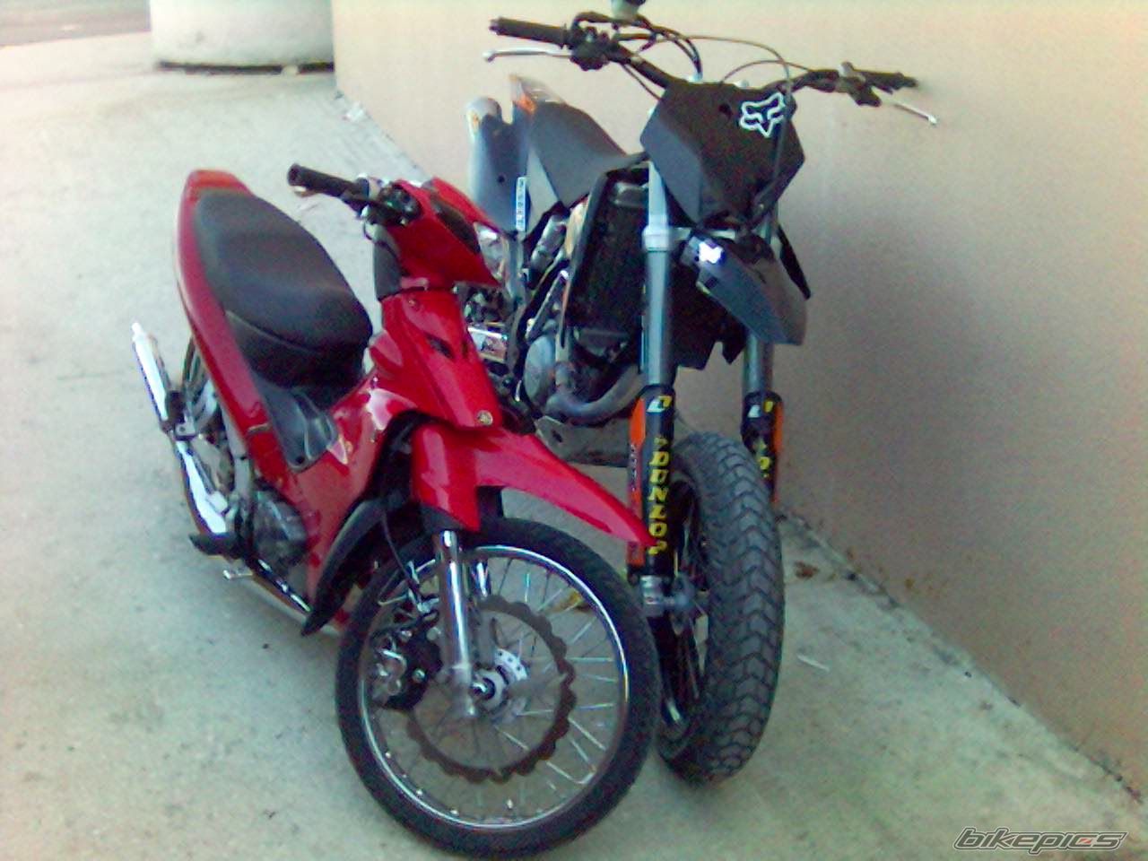 Photo 1645438