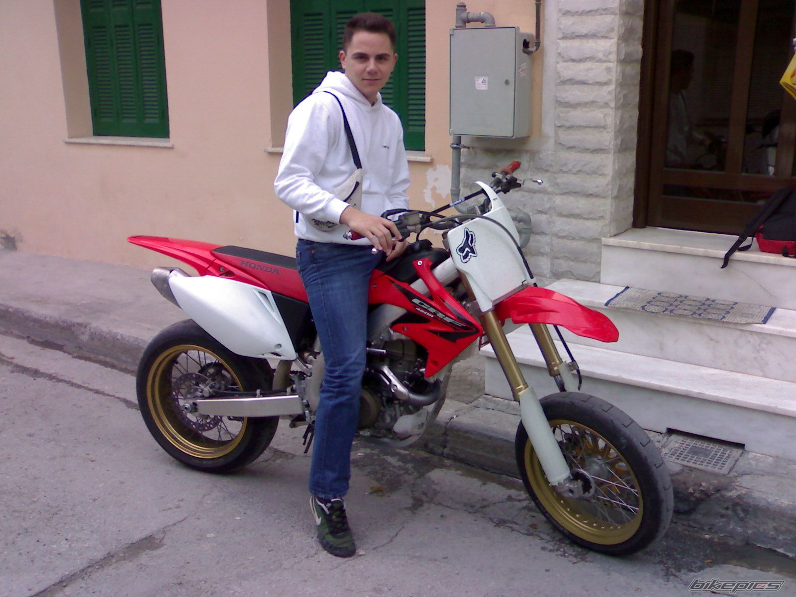 Photo 1645440