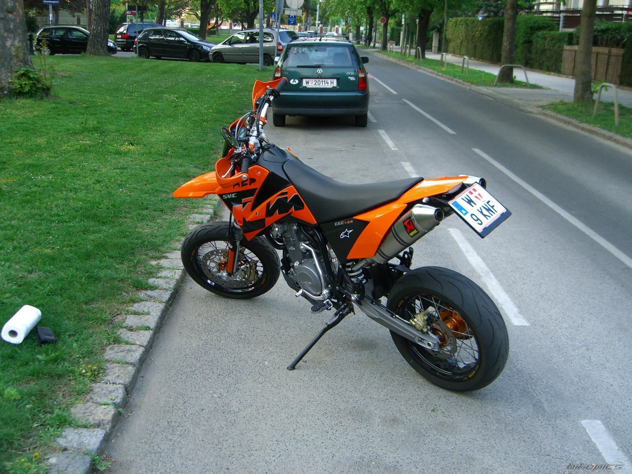 Photo 1645516