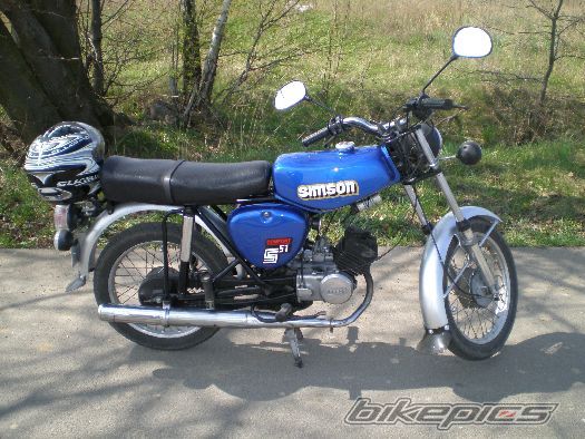 Photo 1645517