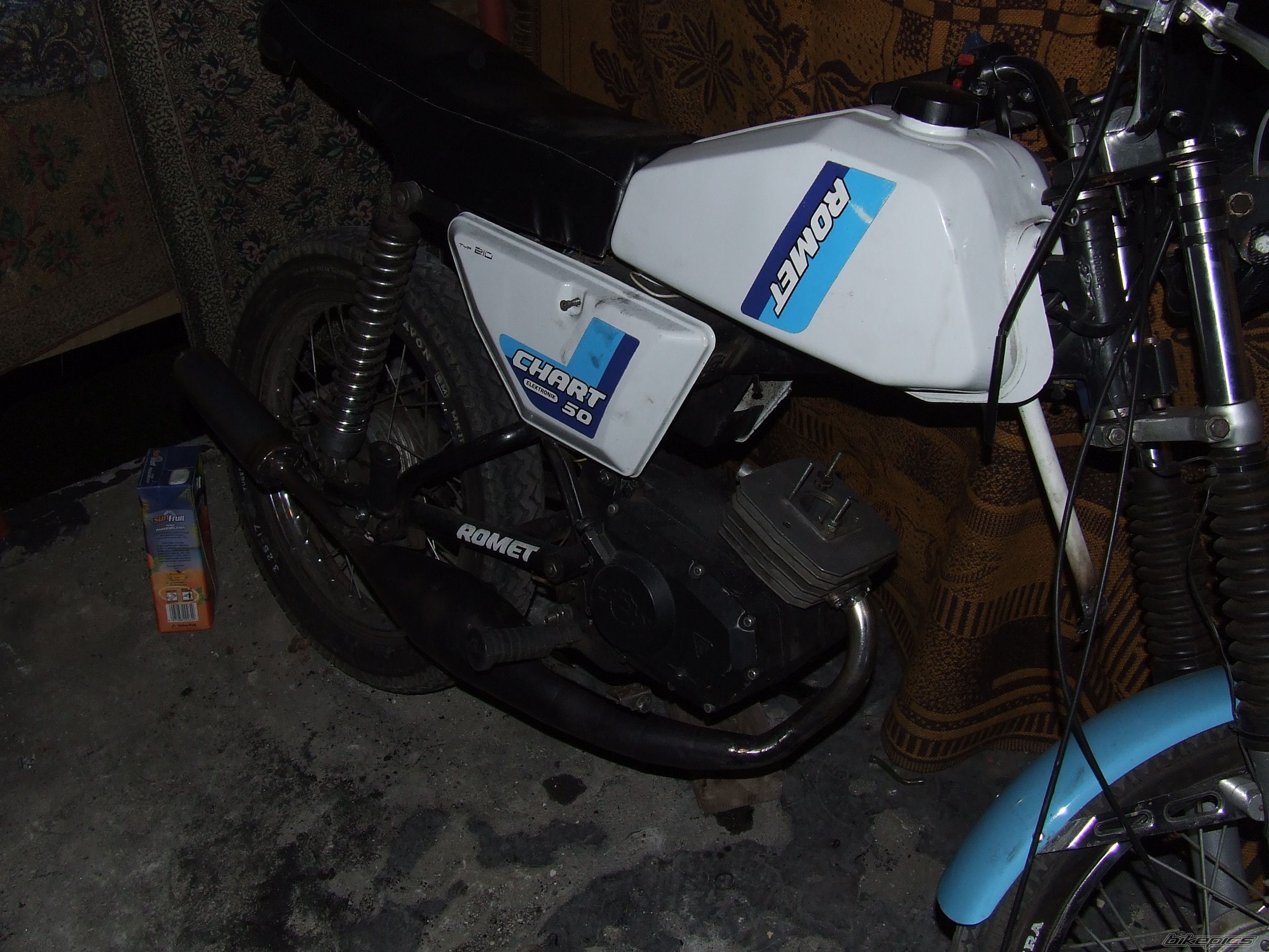 Photo 1645576