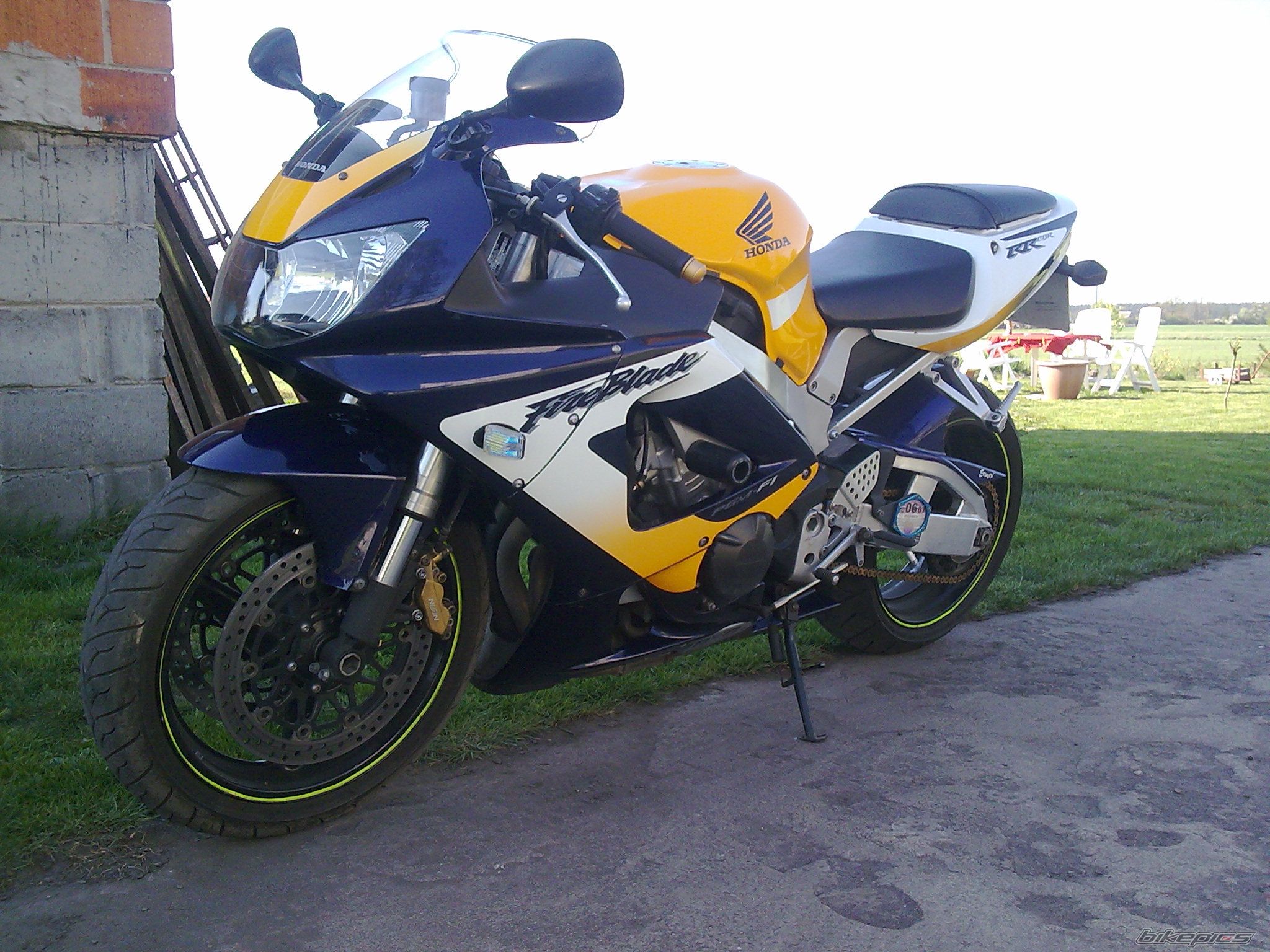 Photo 1646100