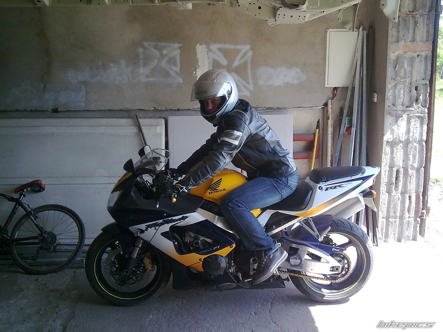 Photo 1646106