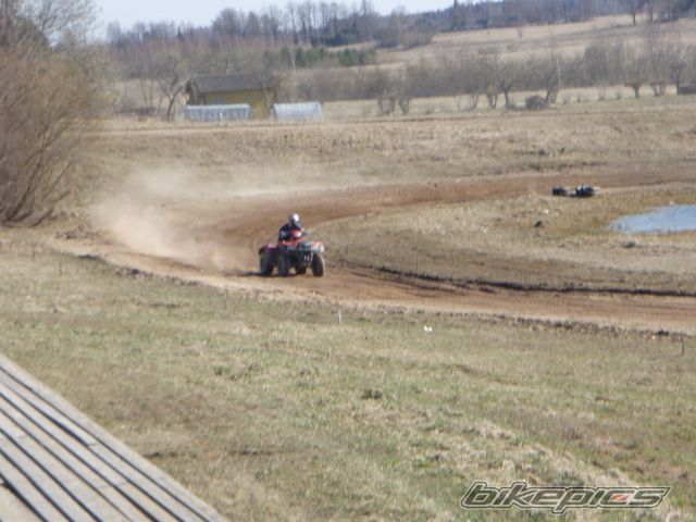 Photo 1646207