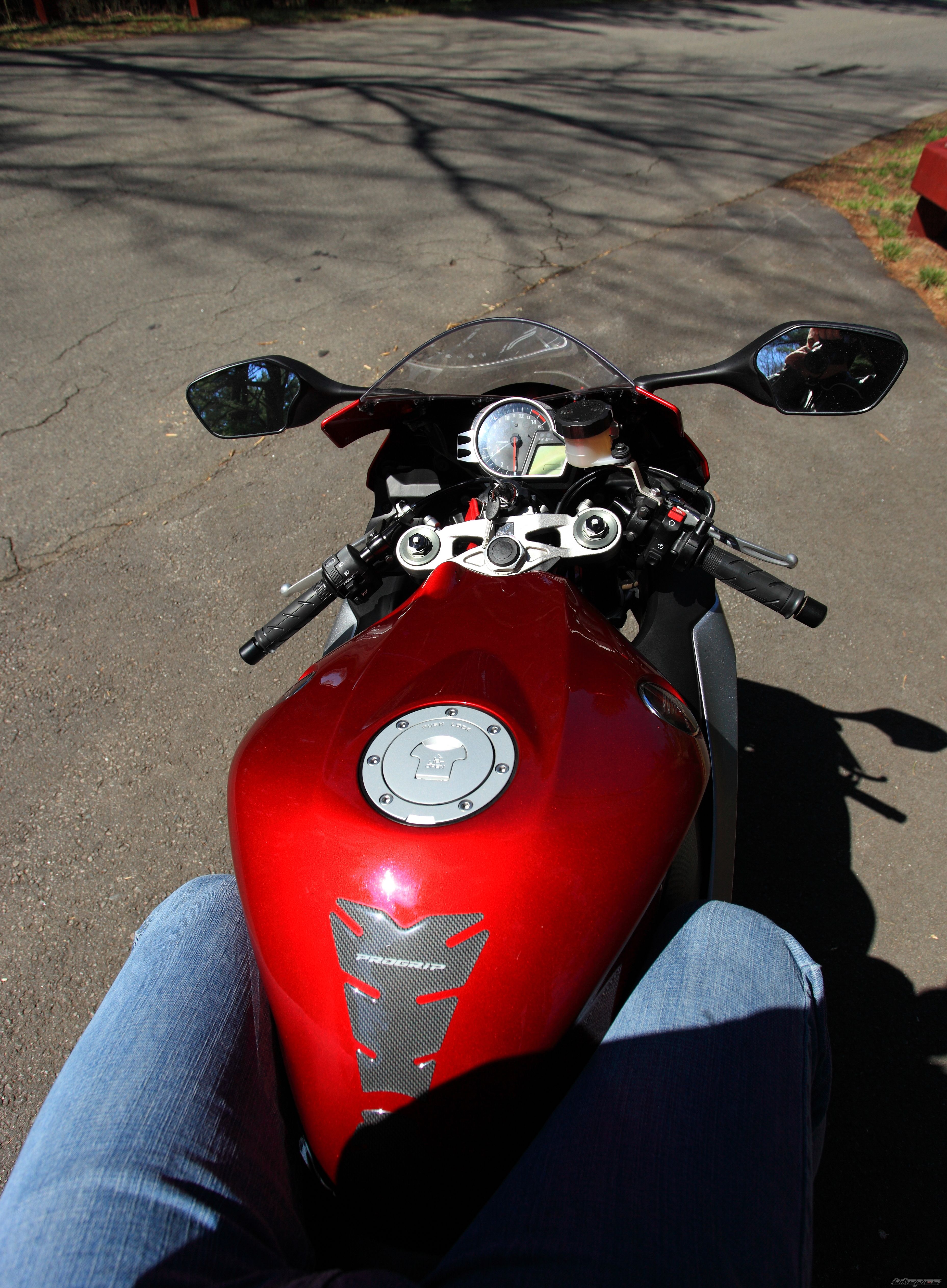 Photo 1646219