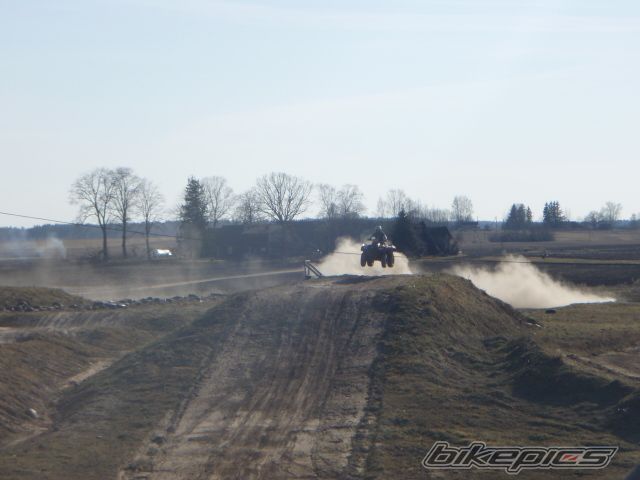 Photo 1646247