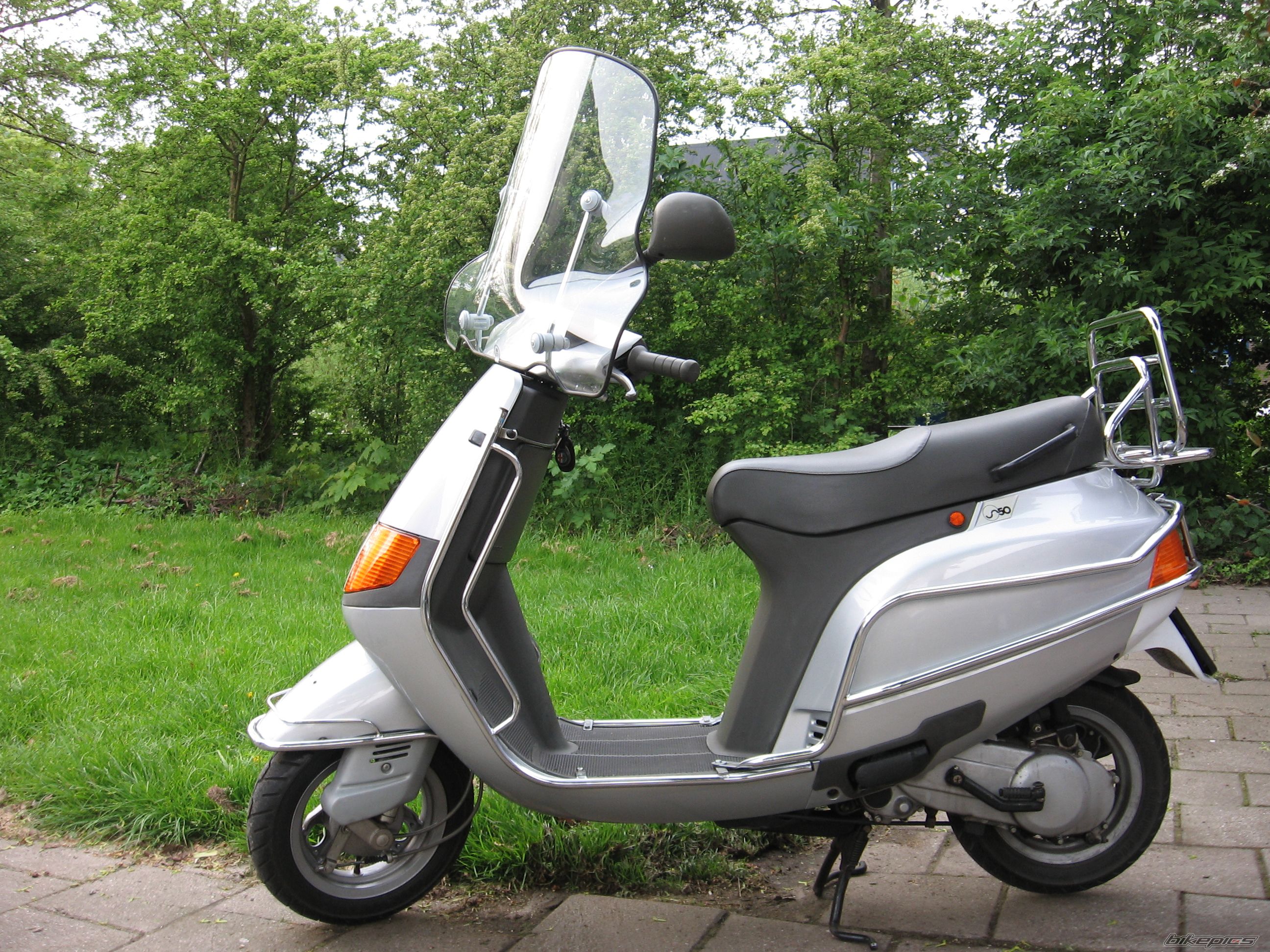 Photo 1646366