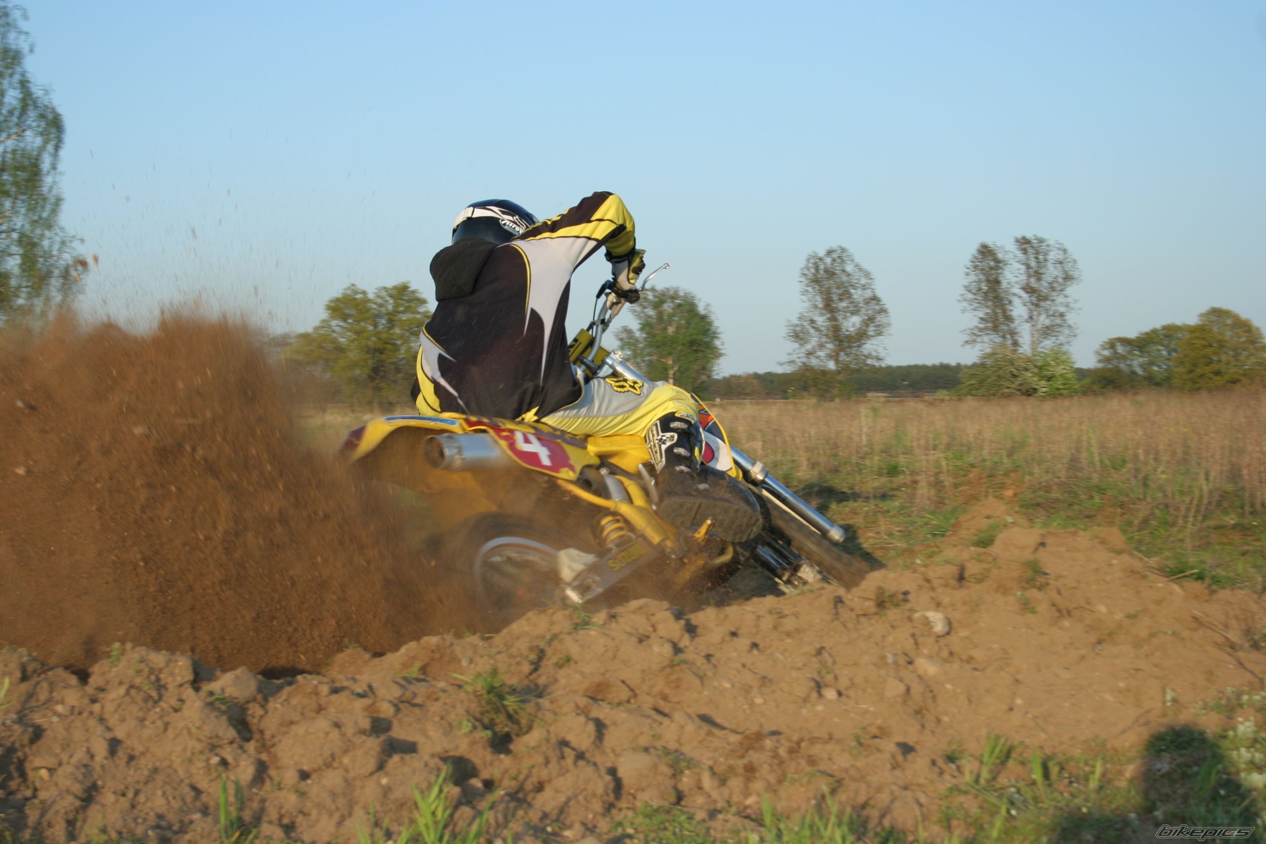 Photo 1646433