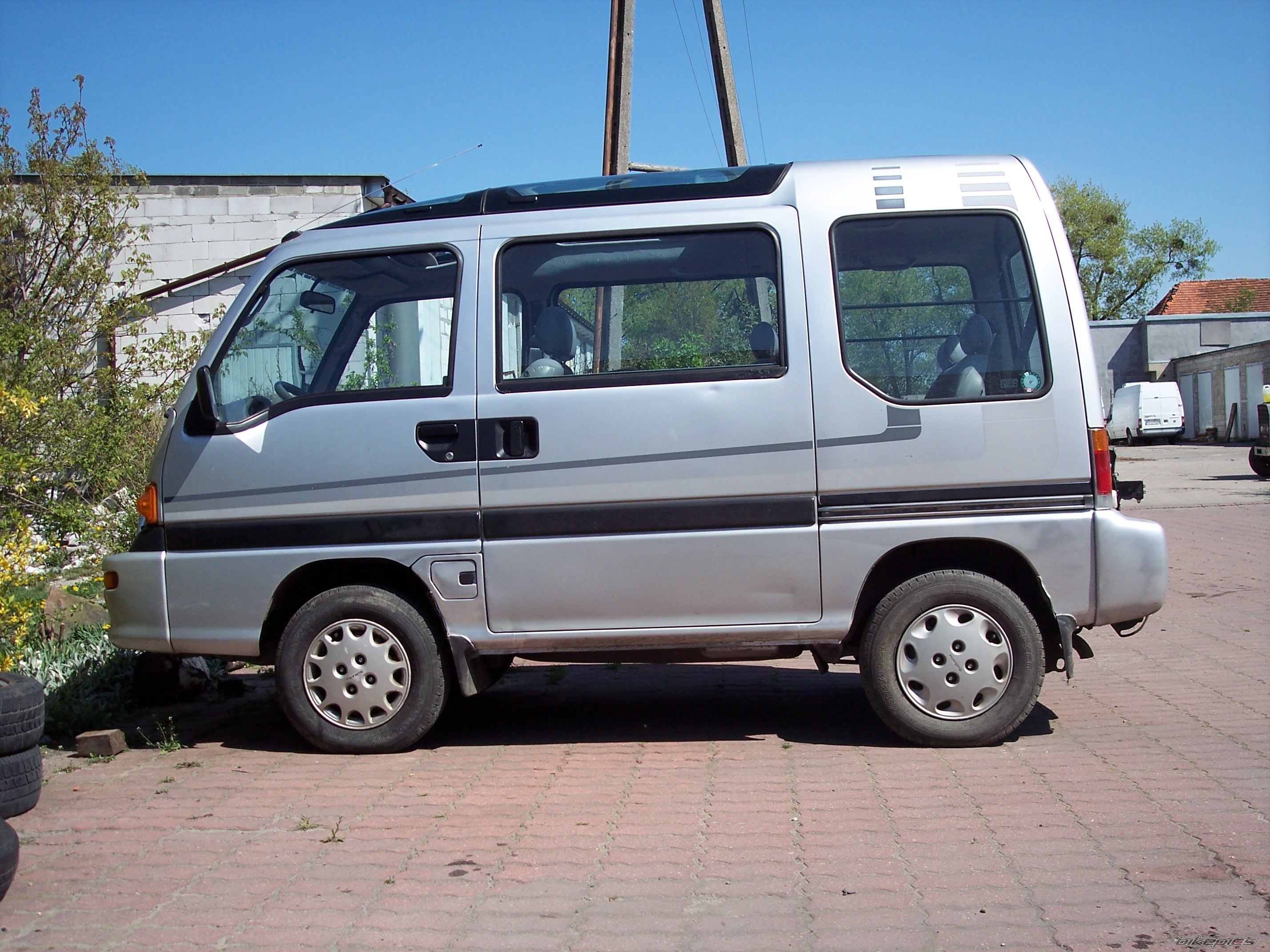 Photo 1646444