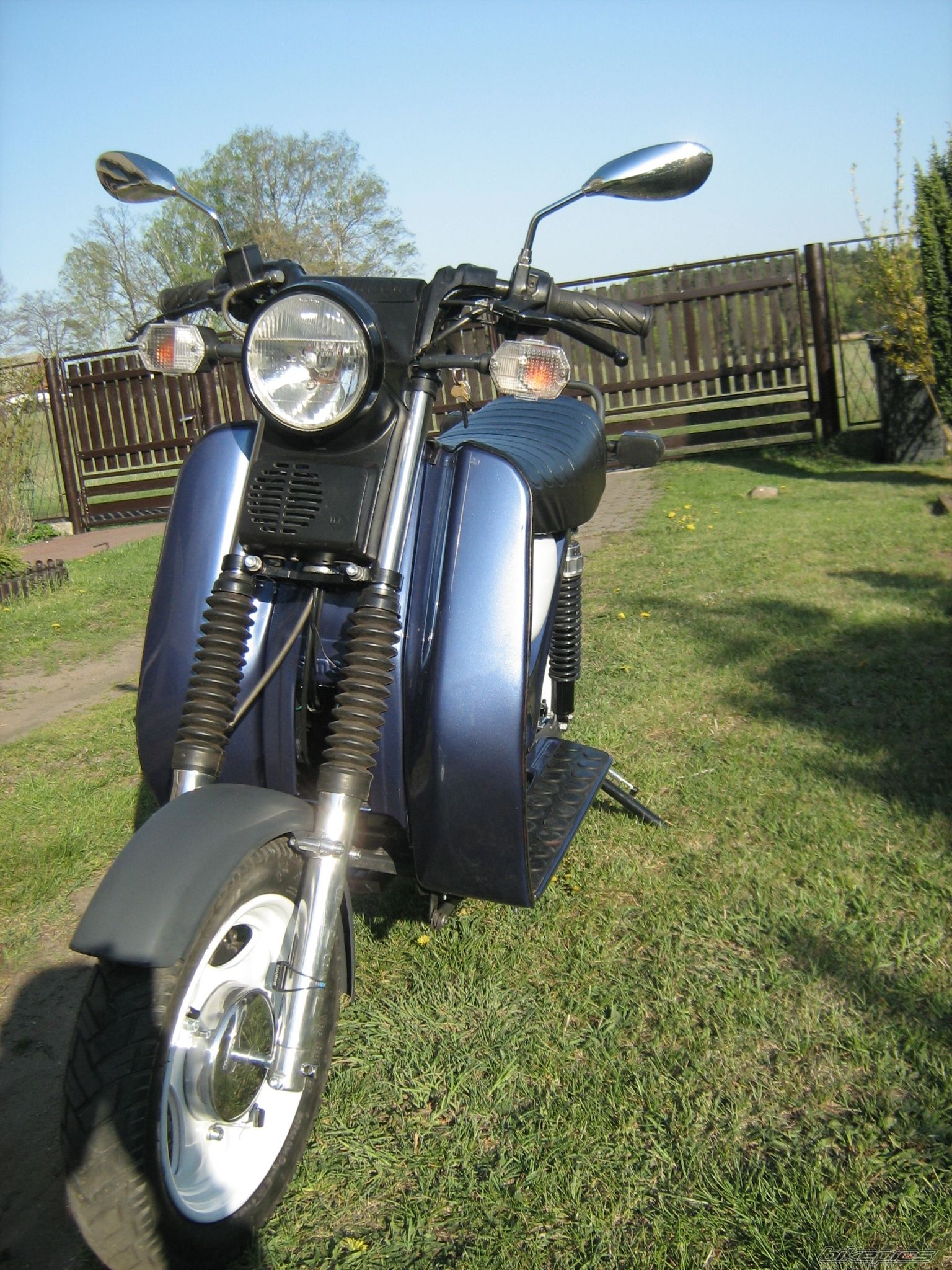 Photo 1646639
