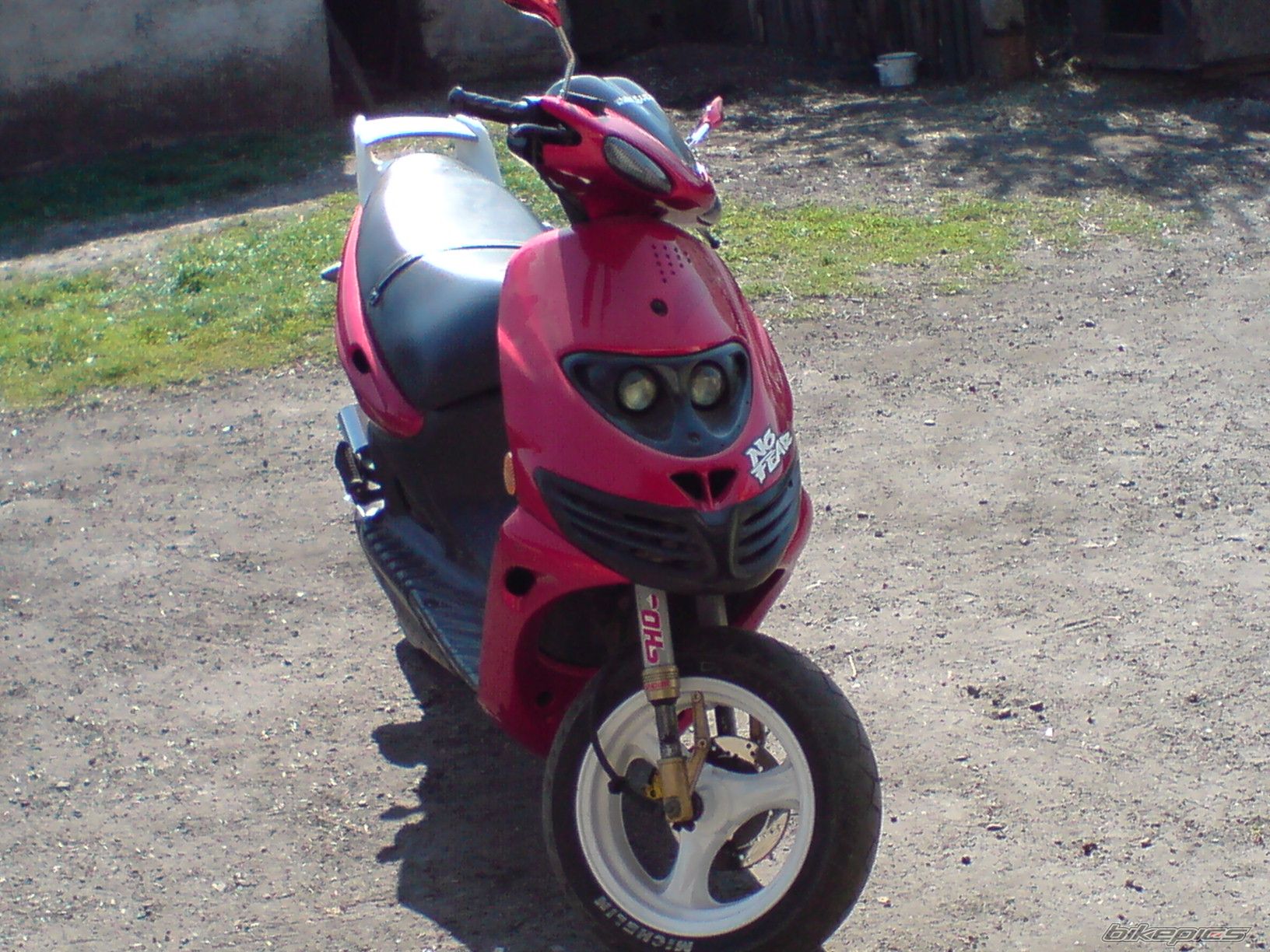 Photo 1646937