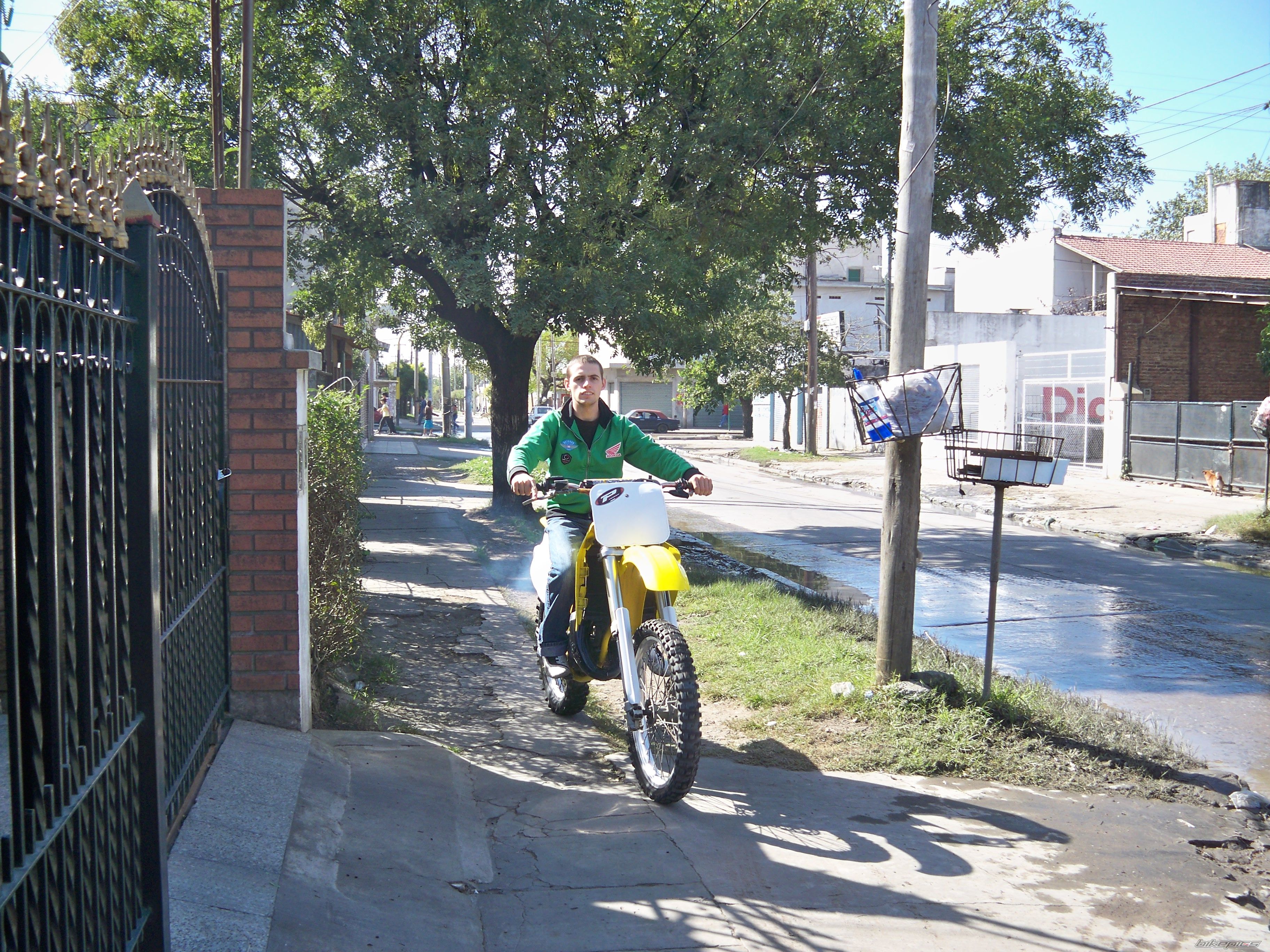 Photo 1647401