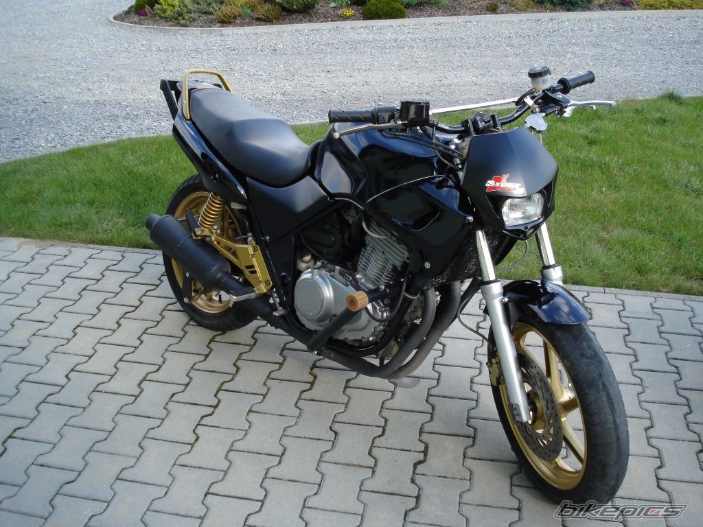 Photo 1647462
