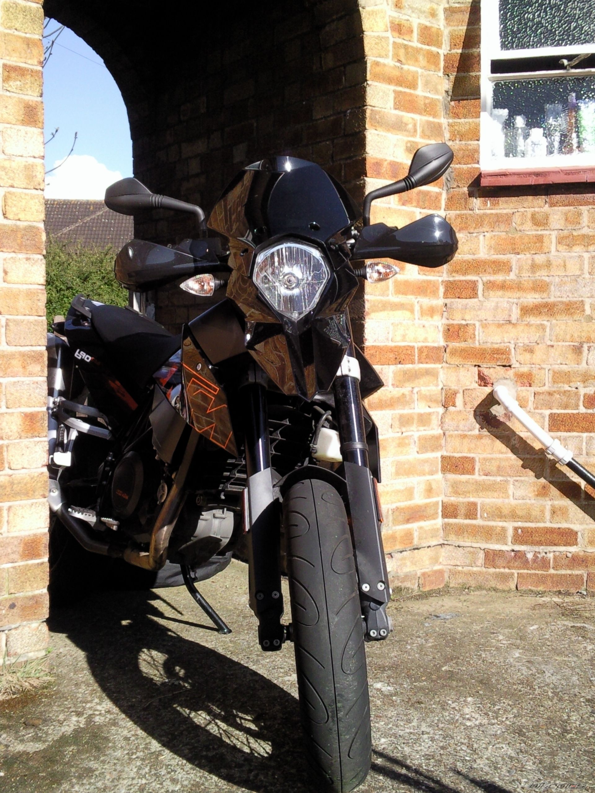 Photo 1647638