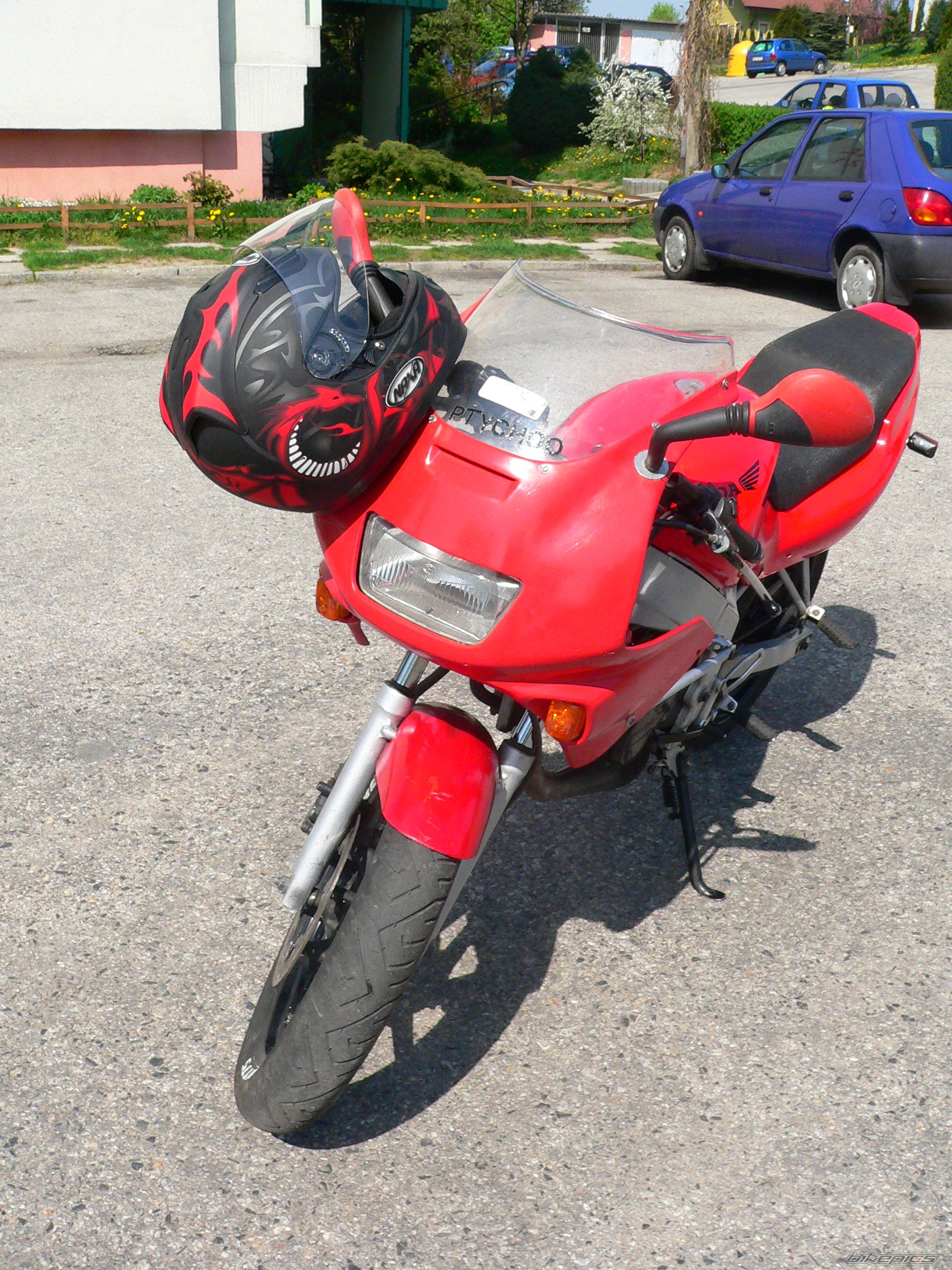 Photo 1647987
