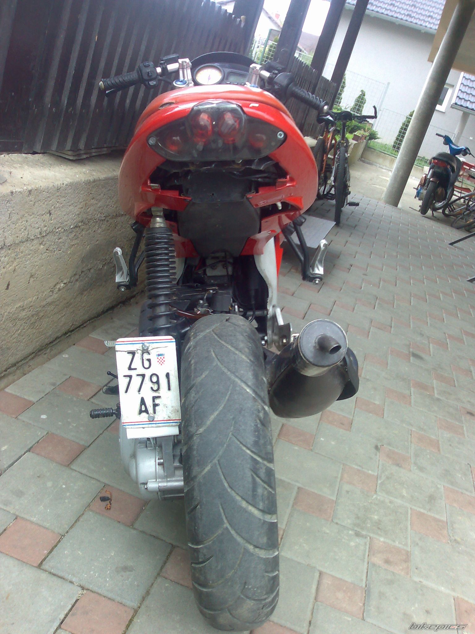 Photo 1649762