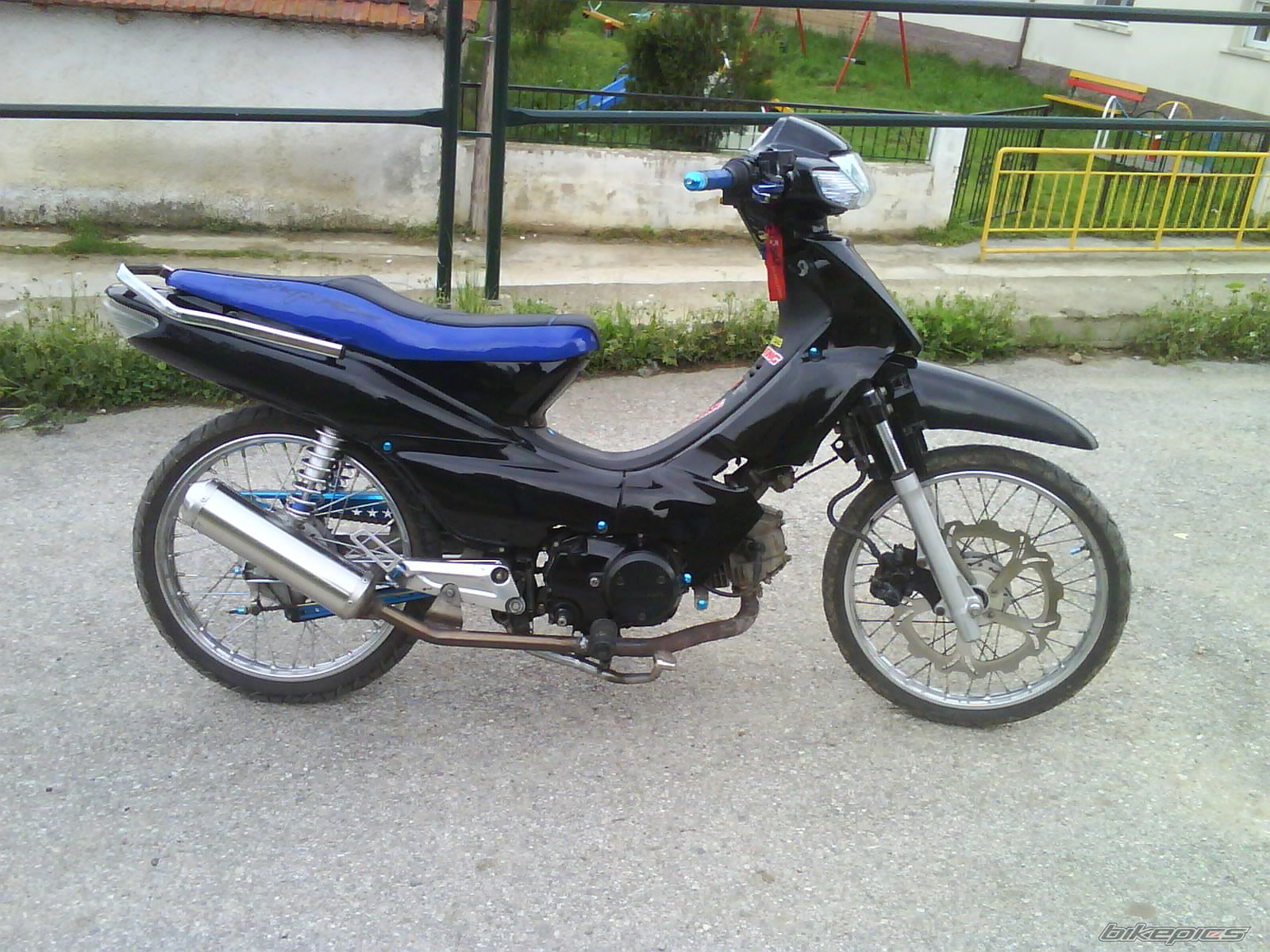 Photo 1649973