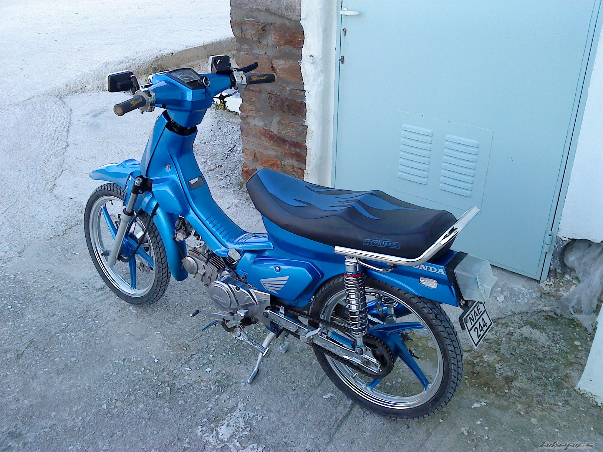Photo 1650025
