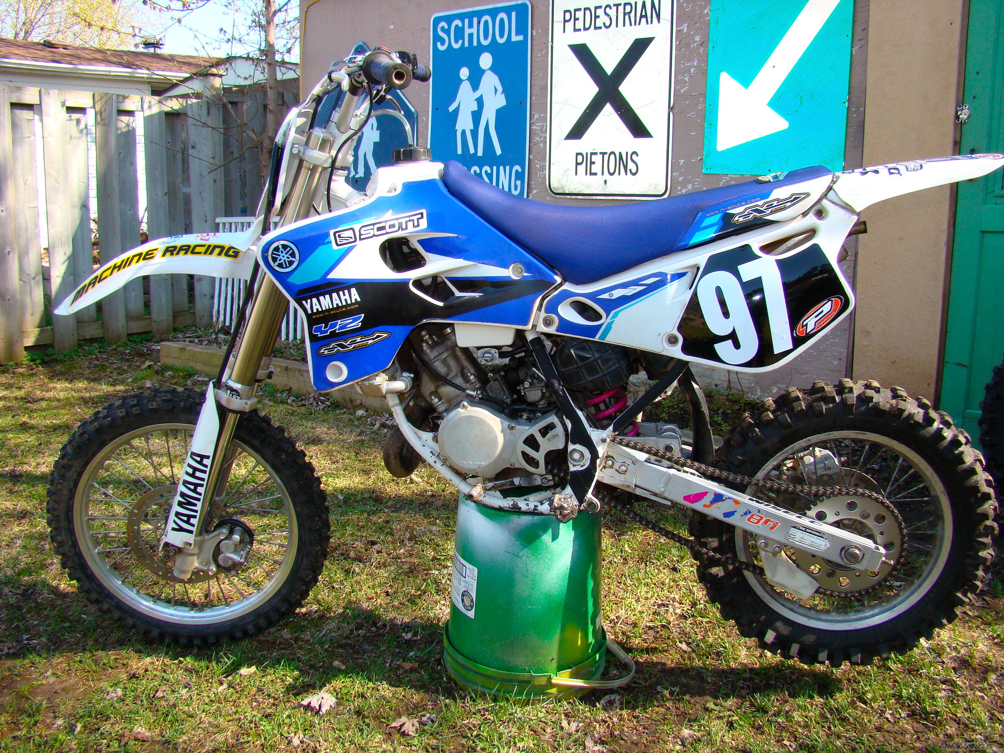 Photo 1651442