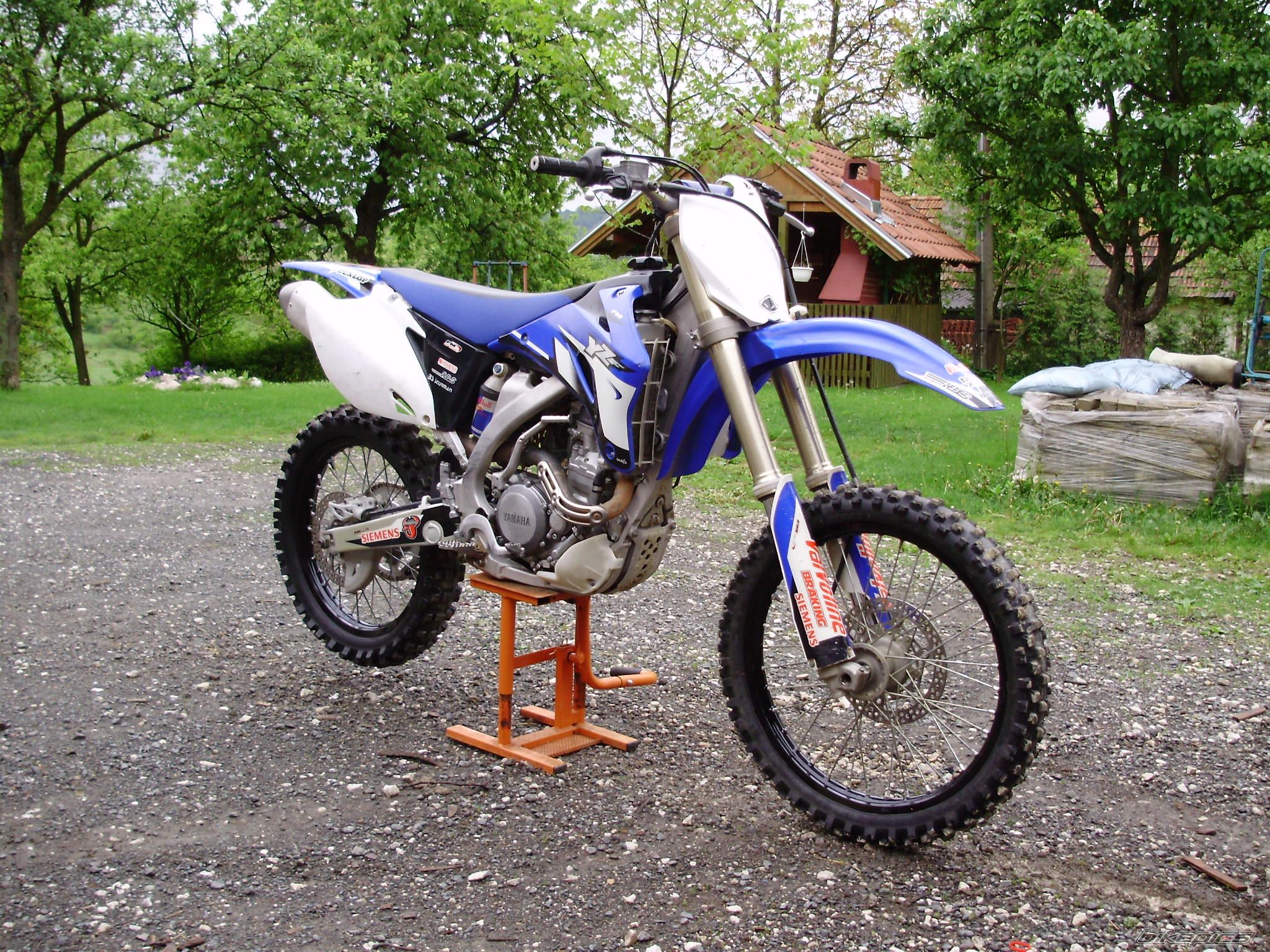 Photo 1651664