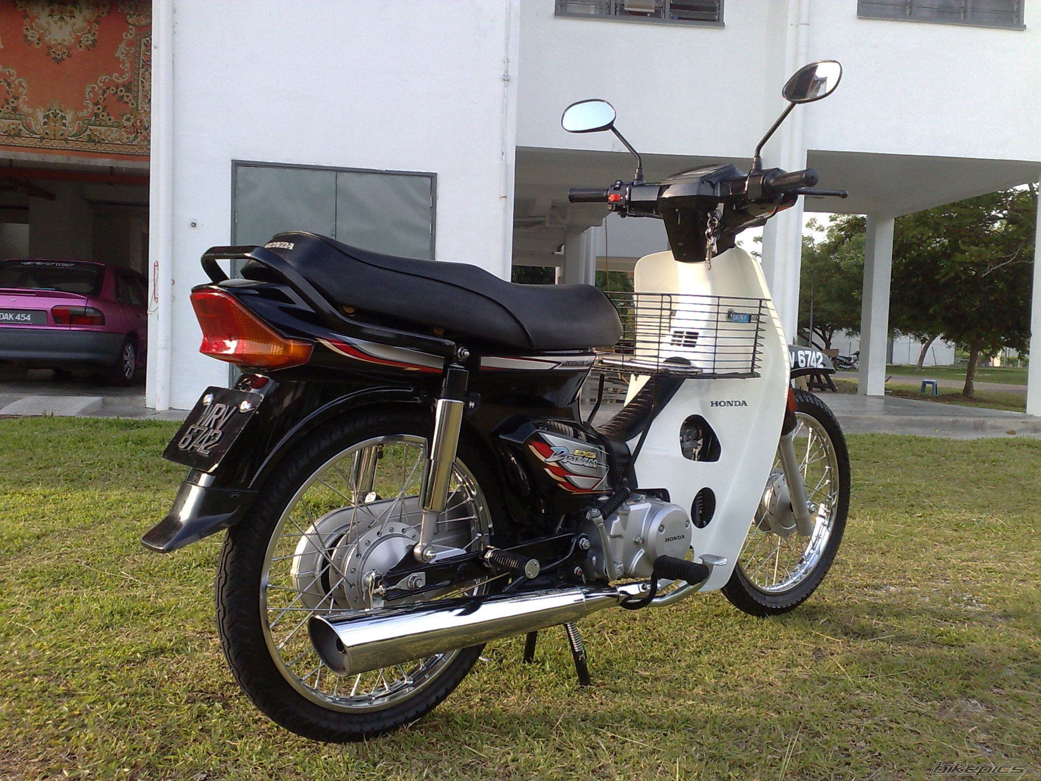 Photo 1651691