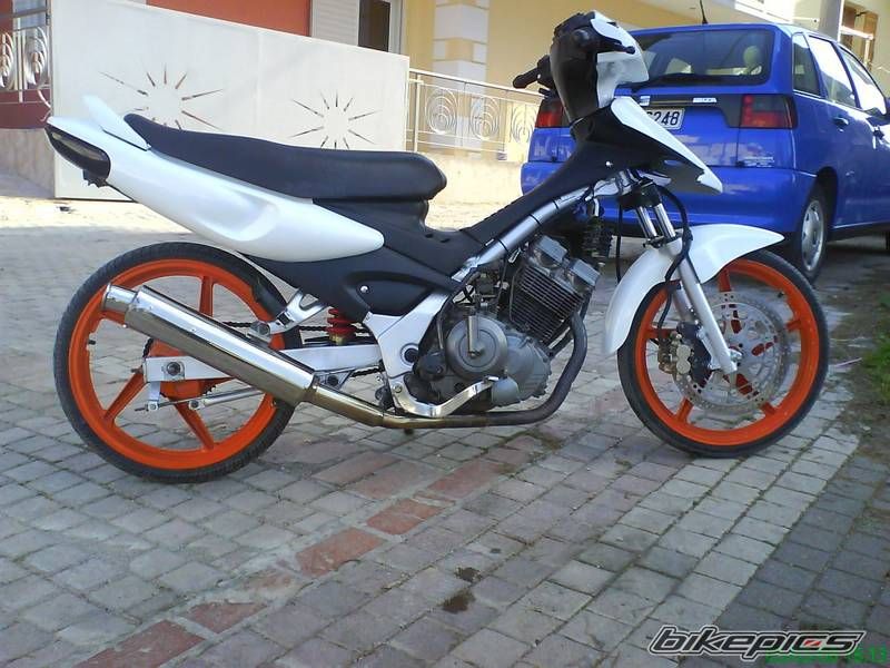 Photo 1652304