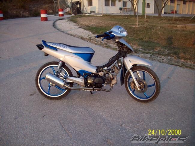 Photo 1652323