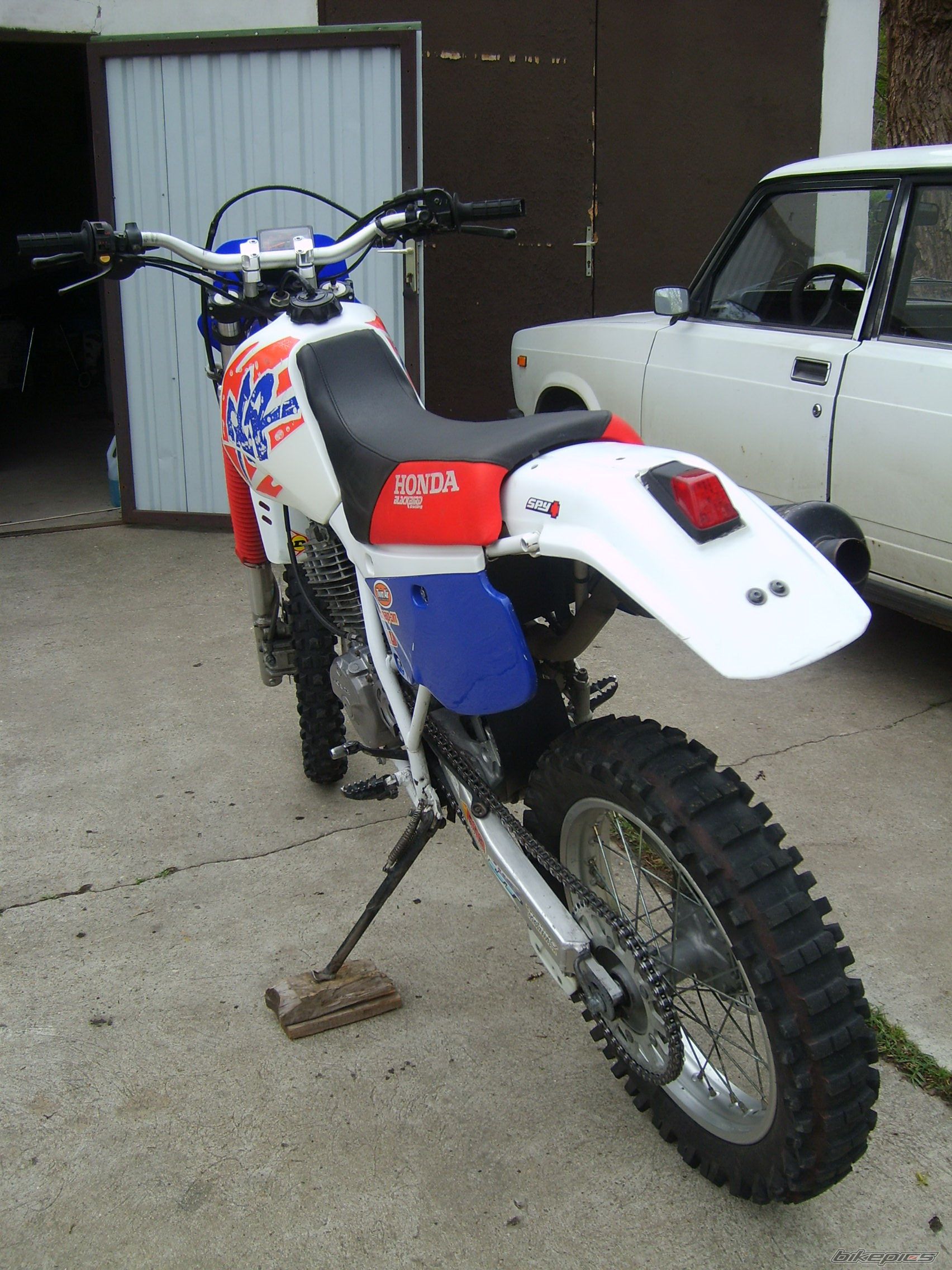 Photo 1652634