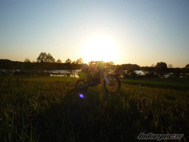 Photo 1653192