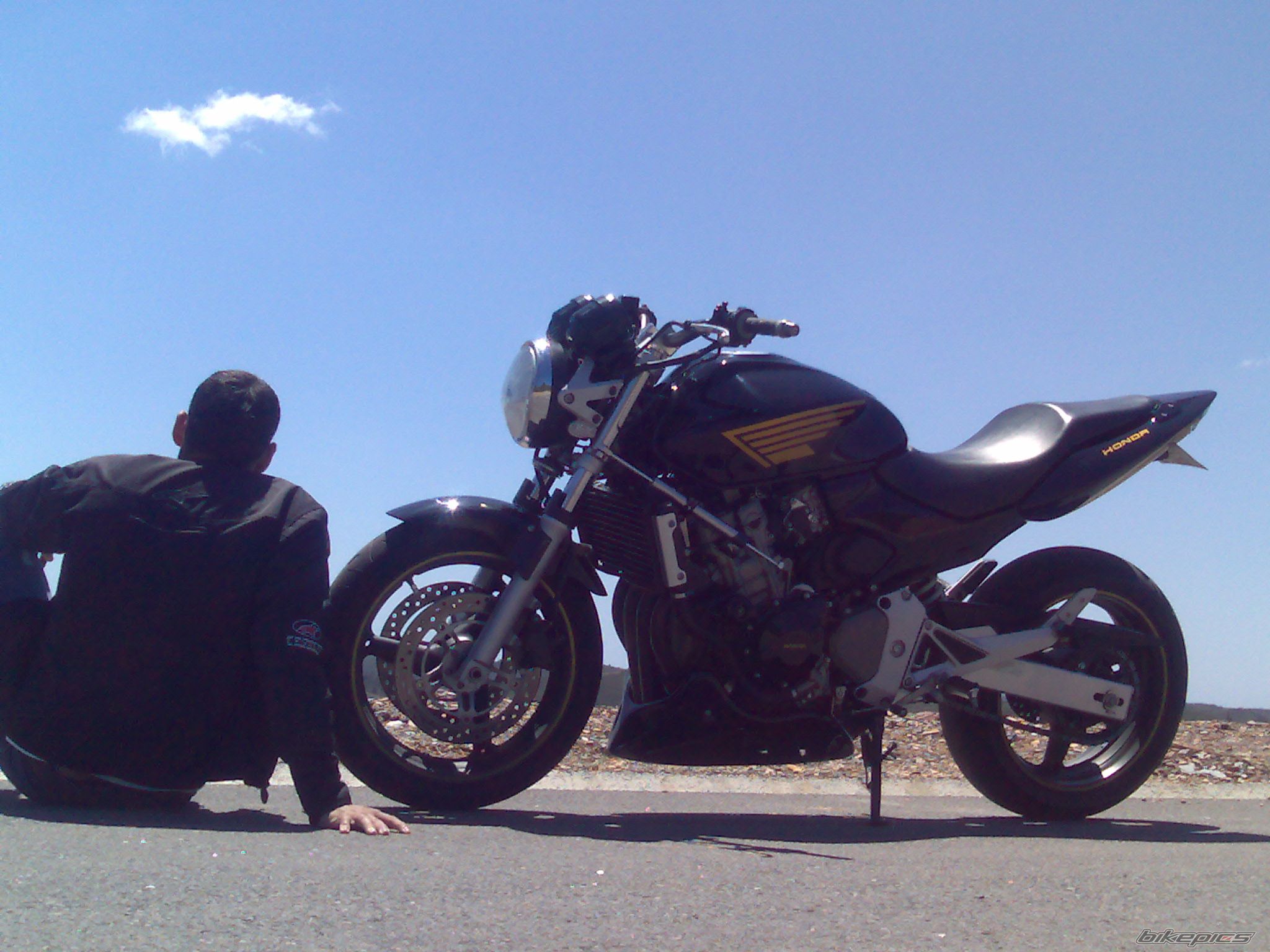 Bike Photo 1653360