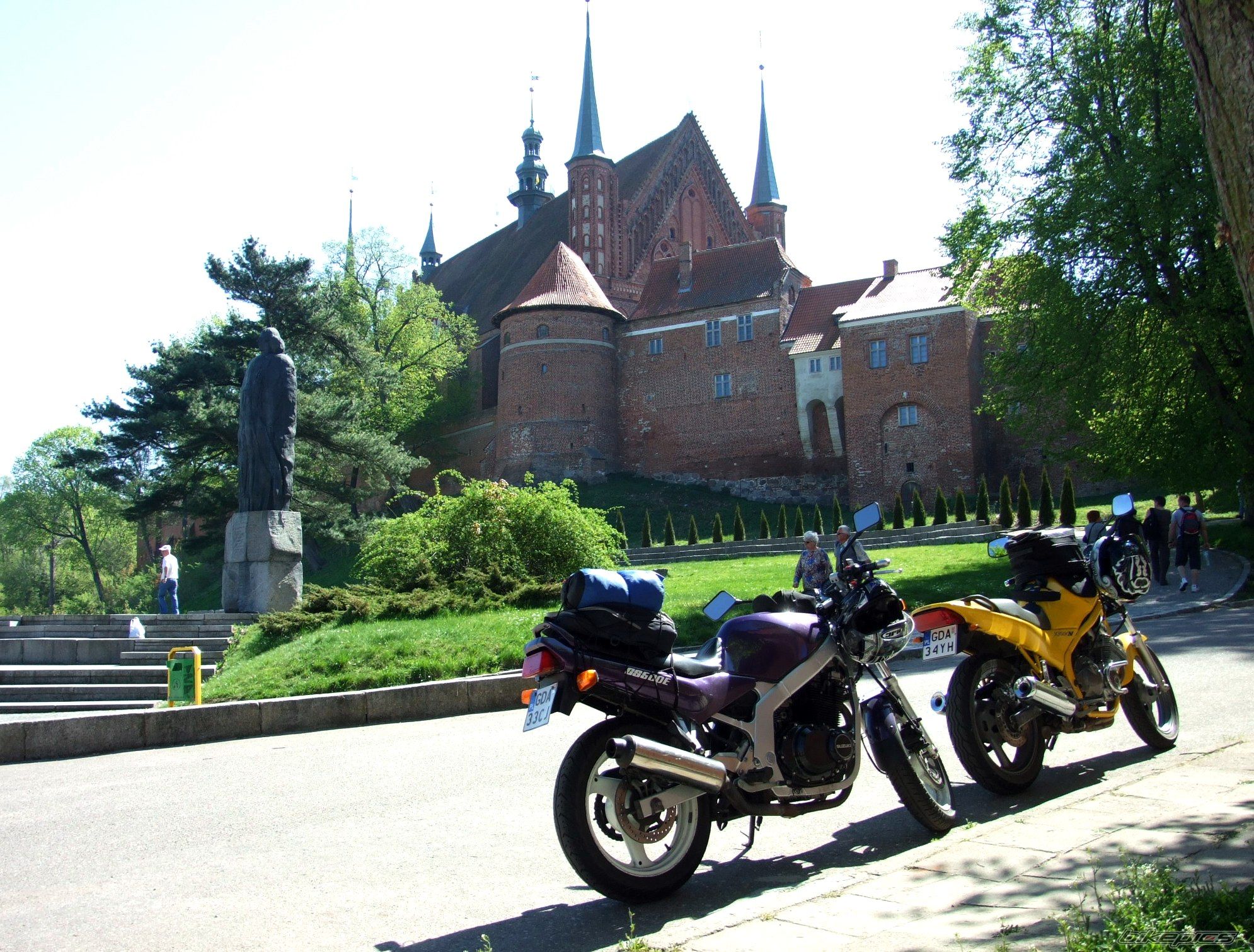Bike Photo 1653943
