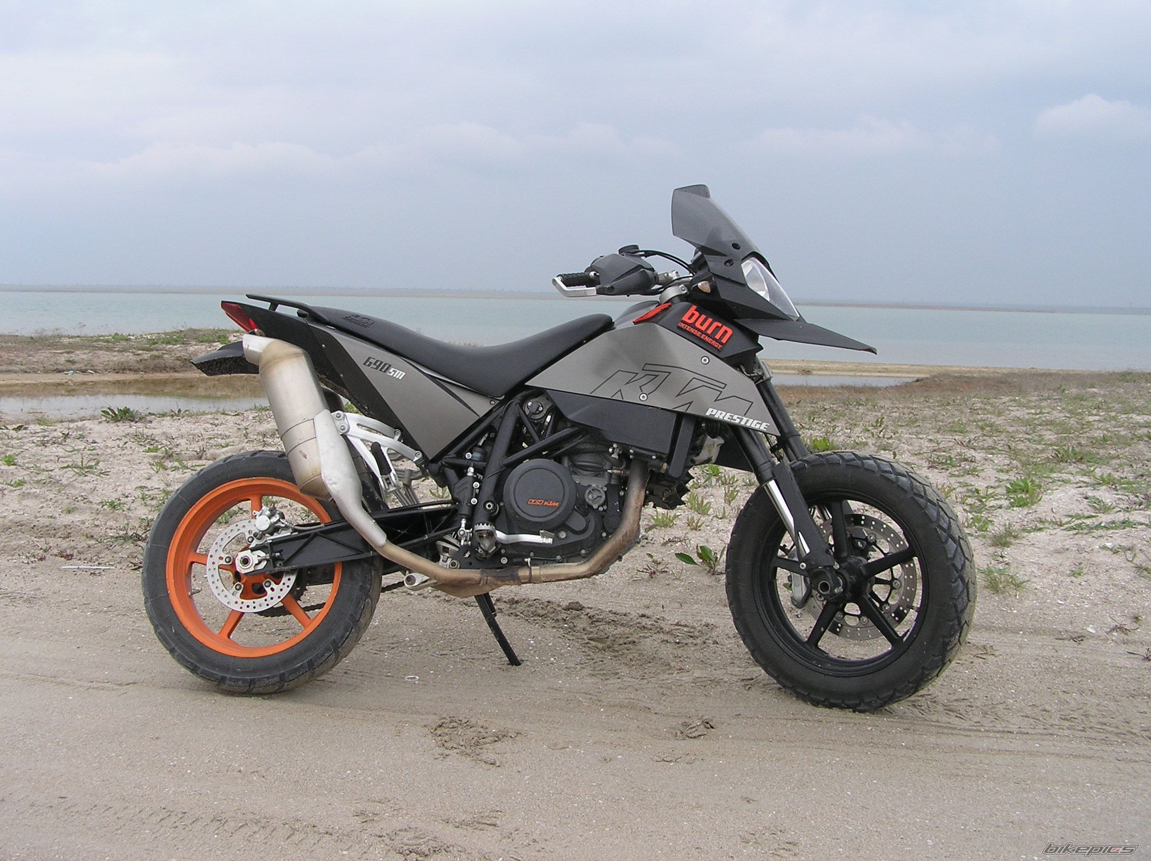 Bike Photo 1653989