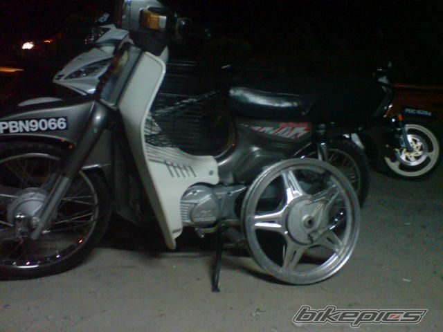 Photo 1656717