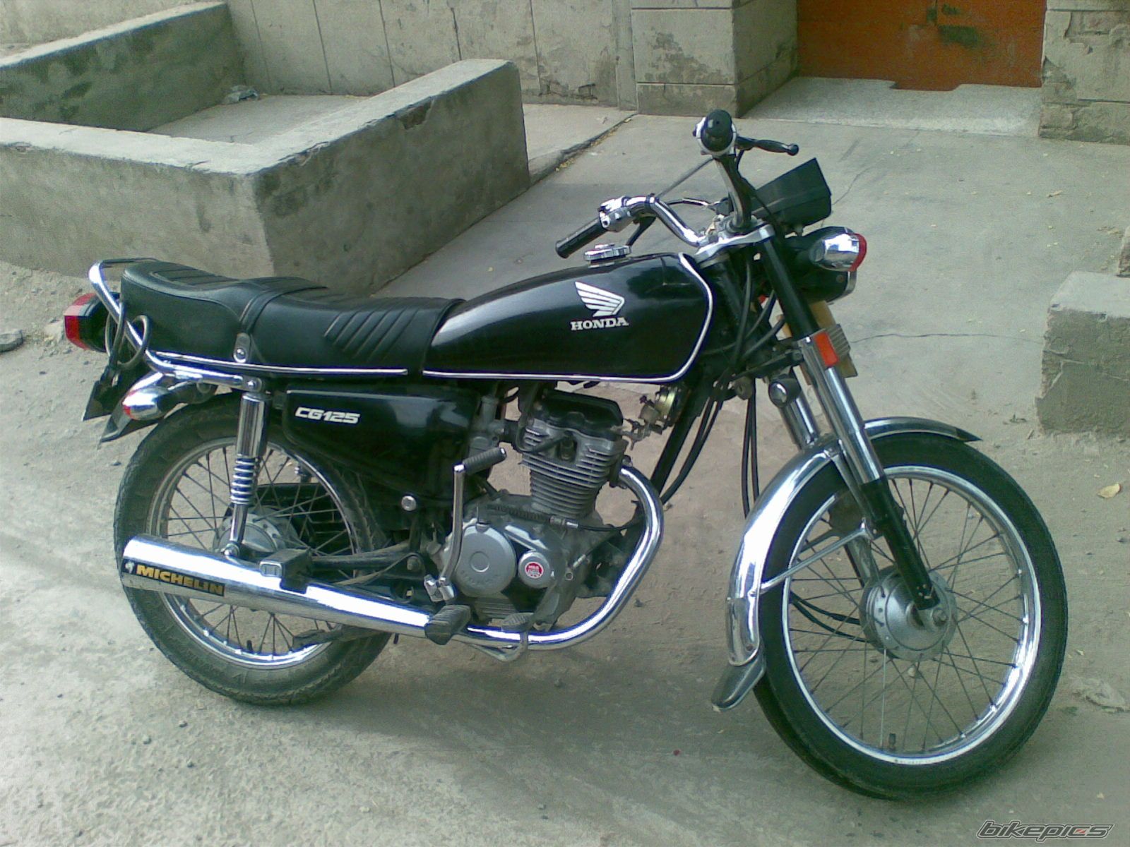Bike Photo 1657575