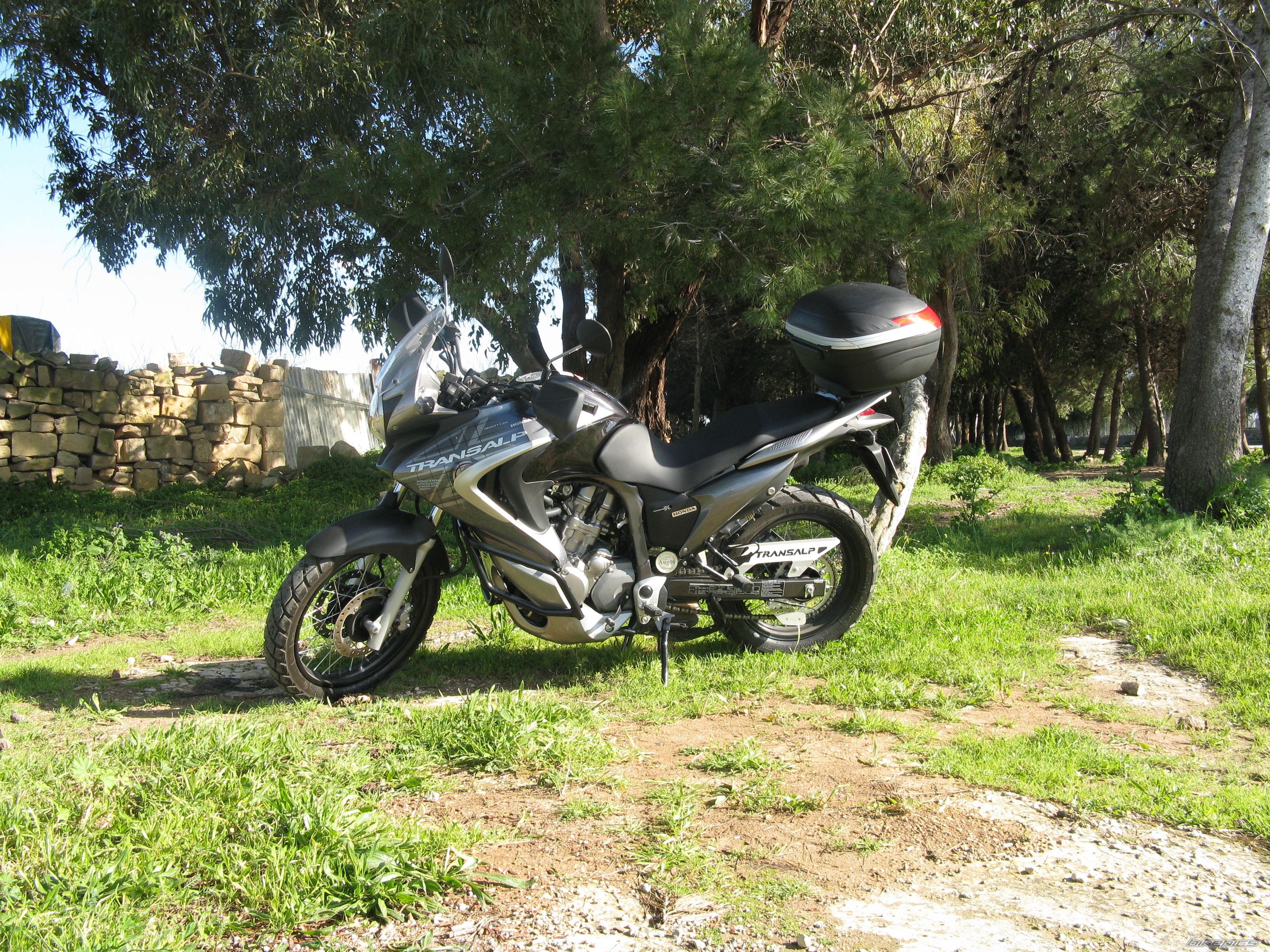 Photo 1658848