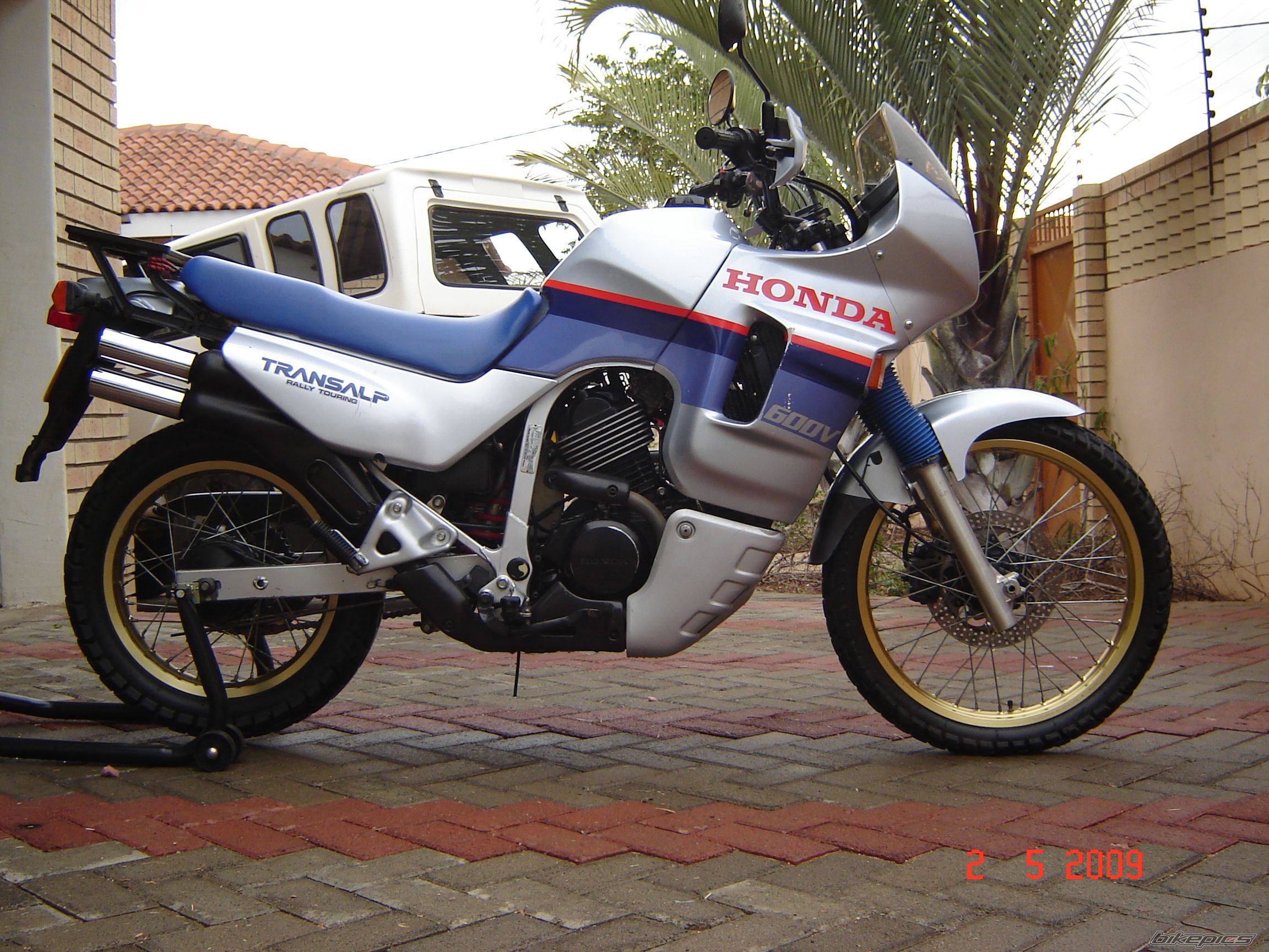 Bike Photo 1659384