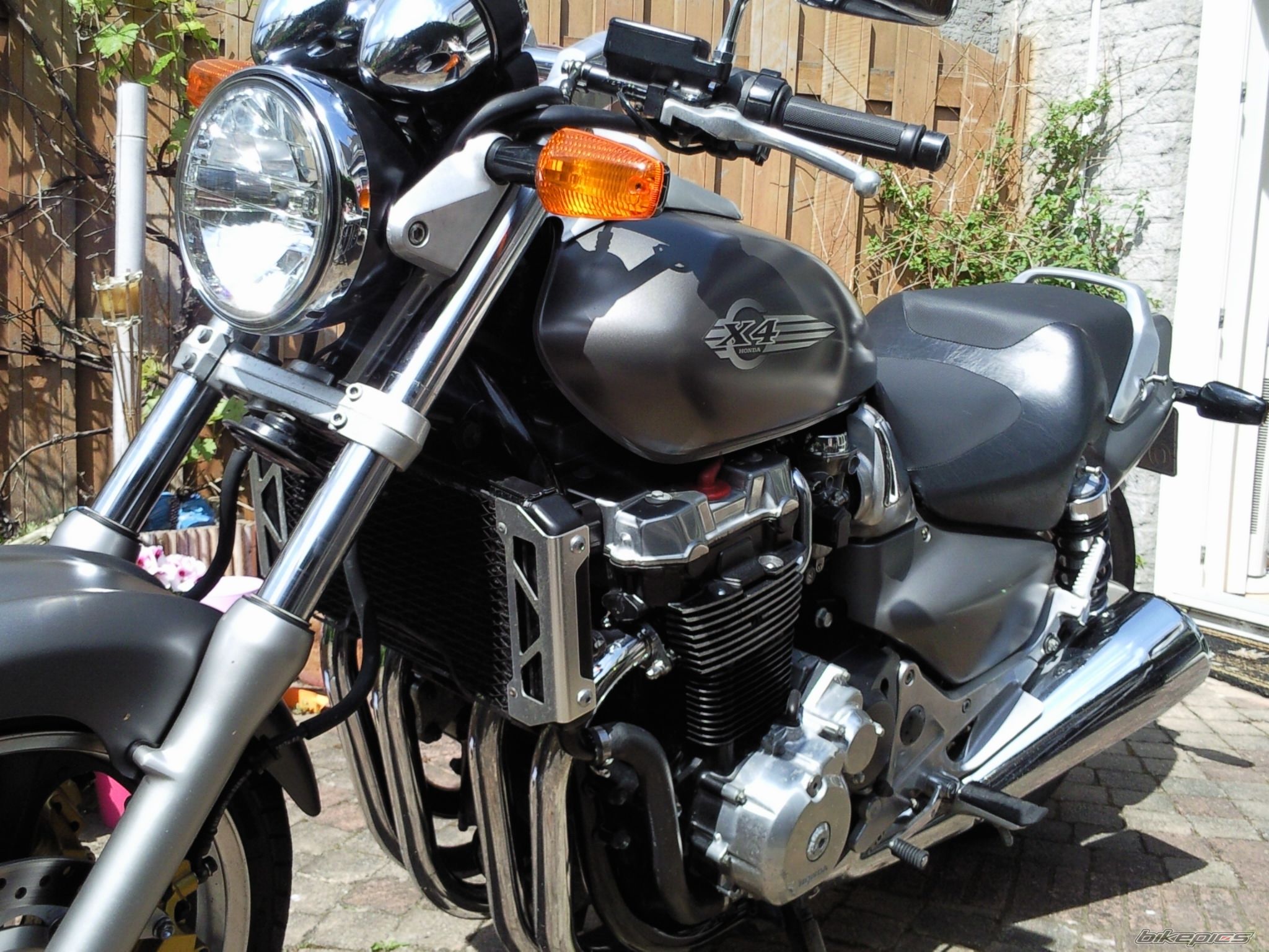 Bike Photo 1659913