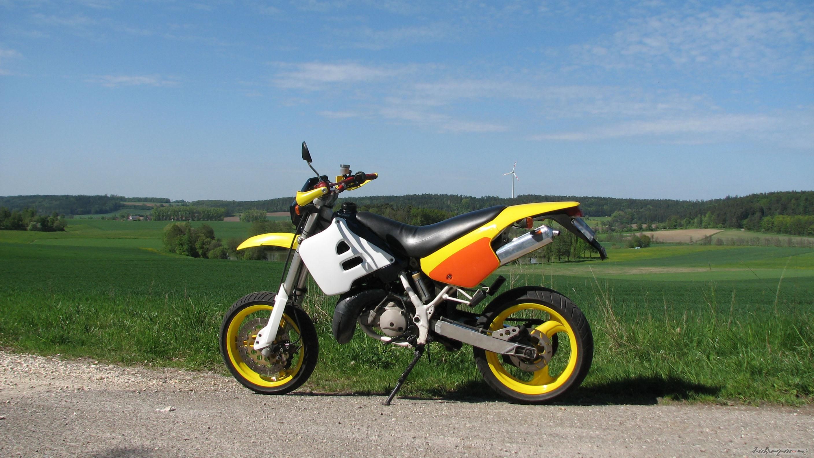 Bike Photo 1660012