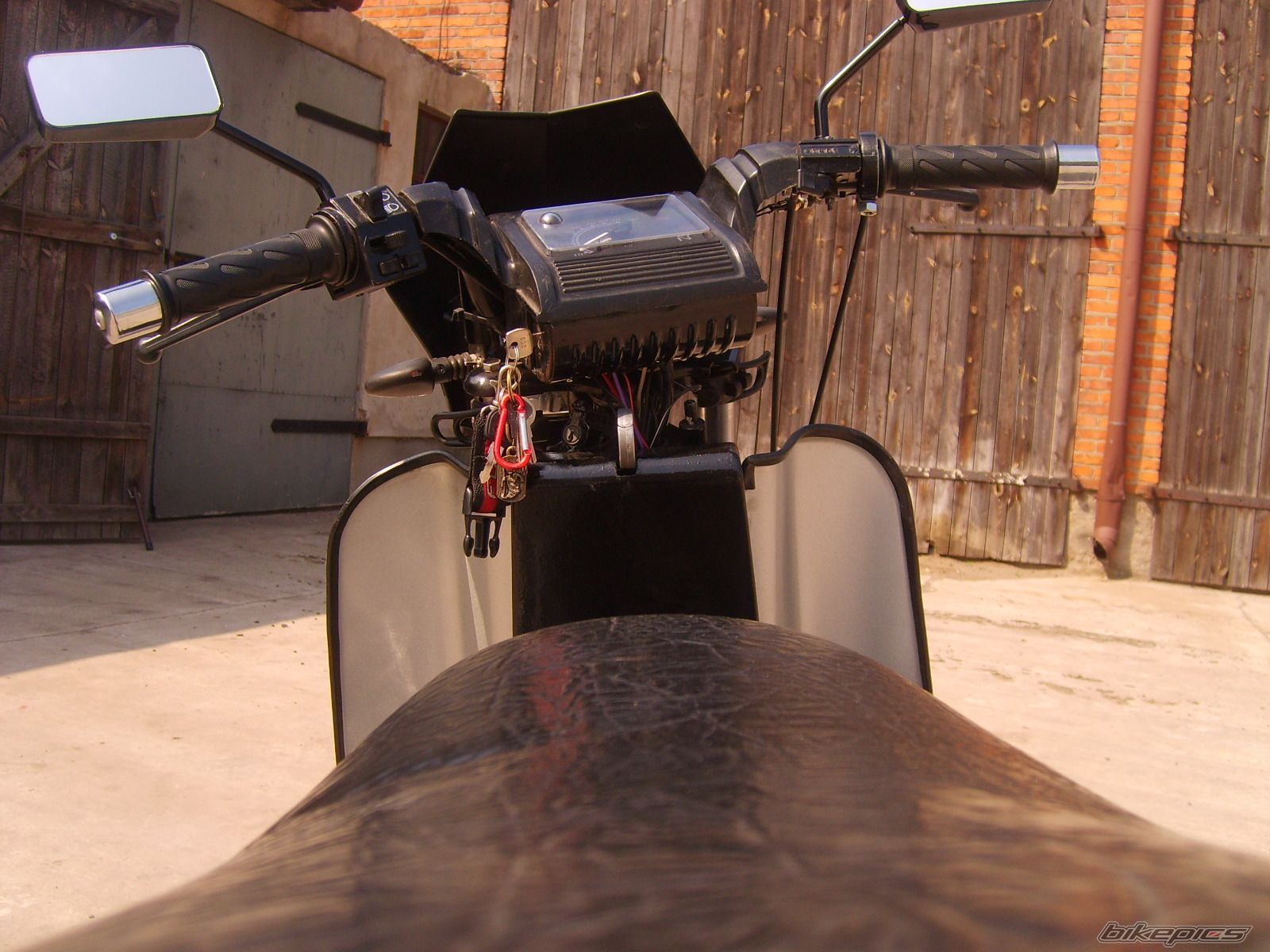 Bike Photo 1660361