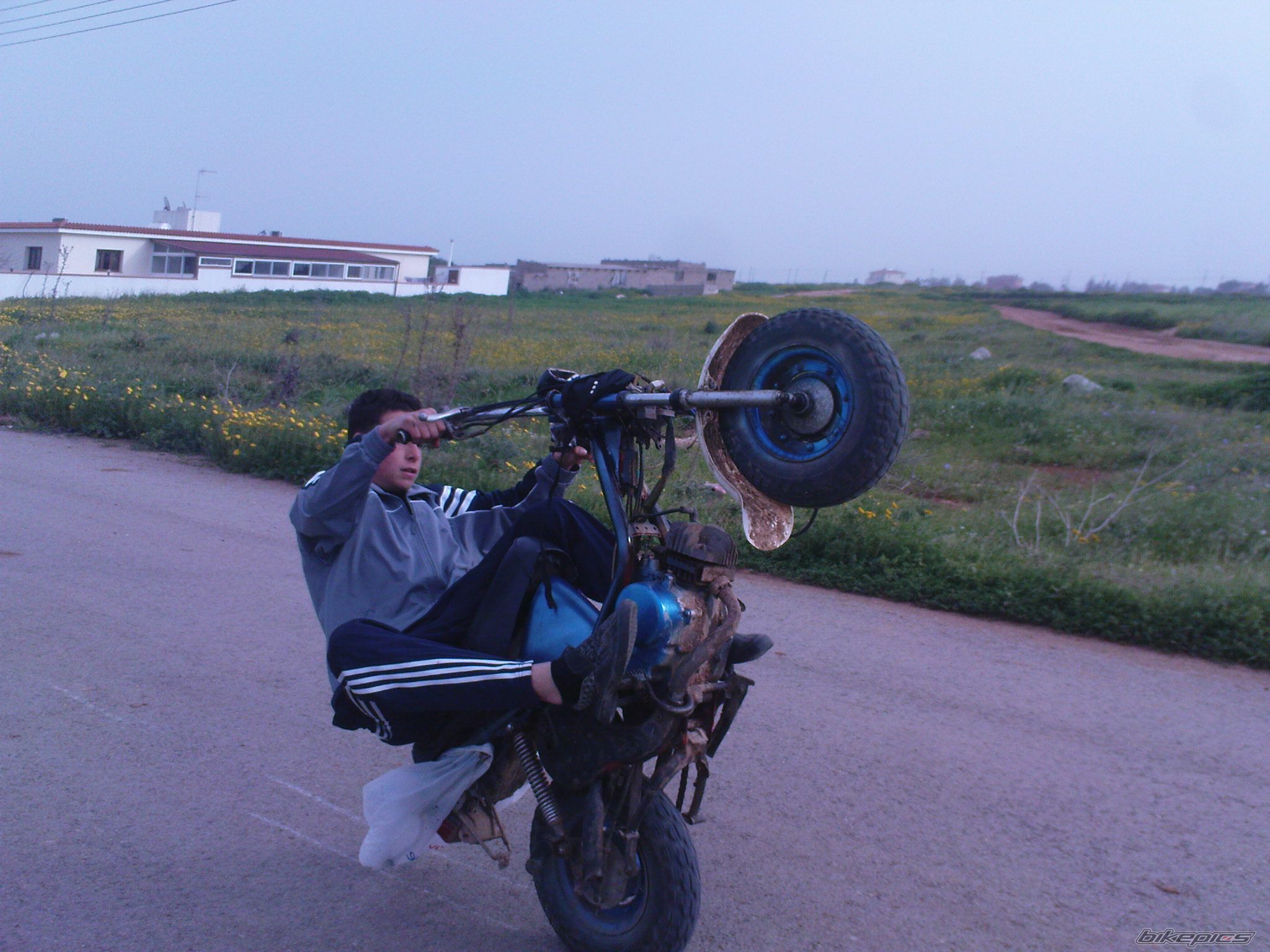 Bike Photo 1660898