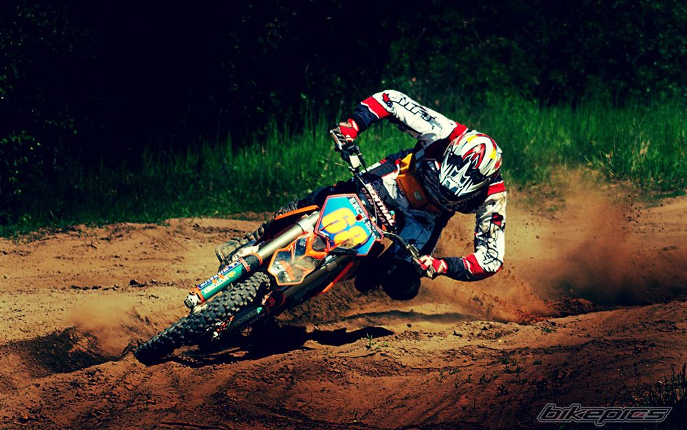 Bike Photo 1661744