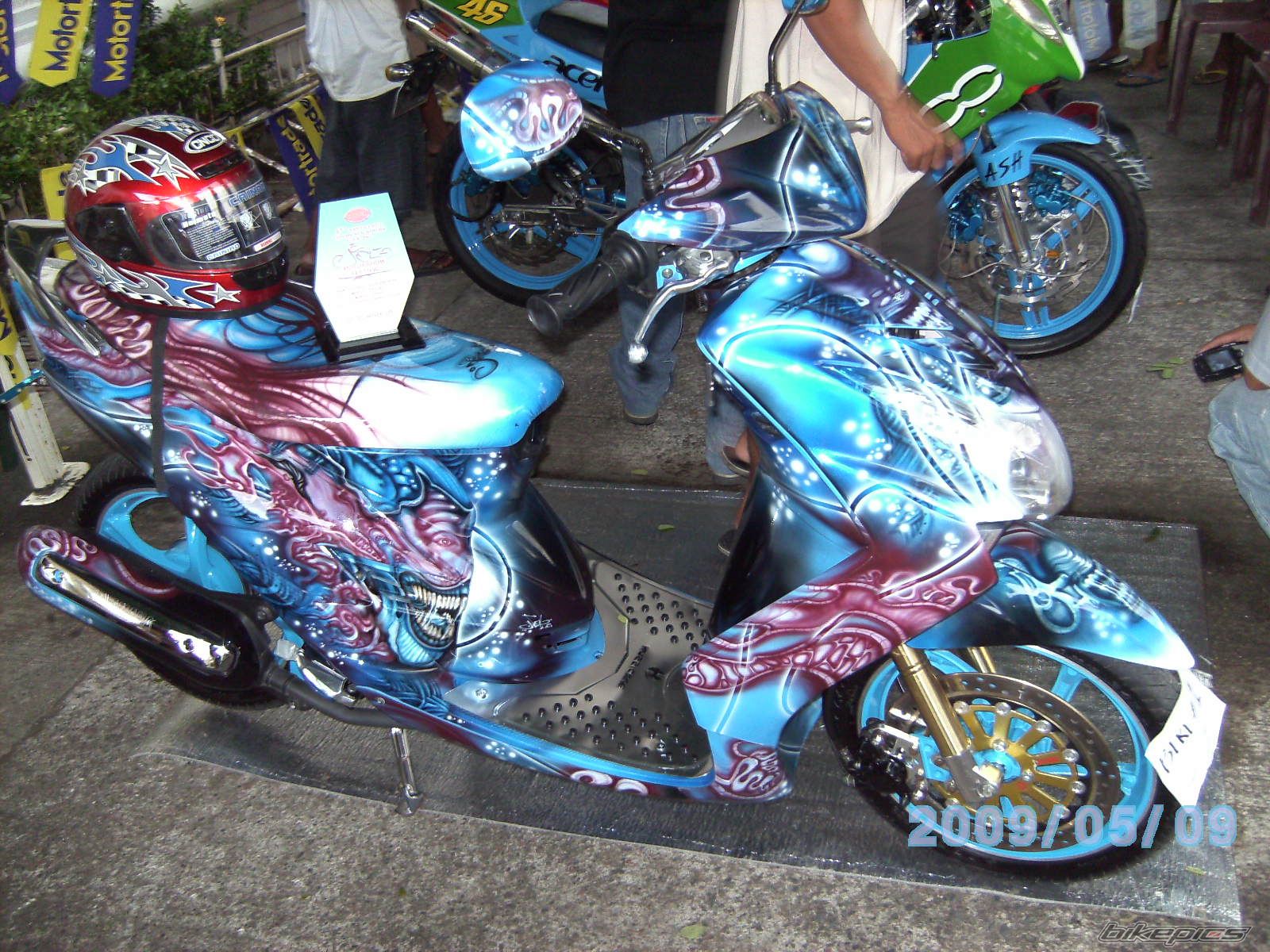 Bike Photo 1663940