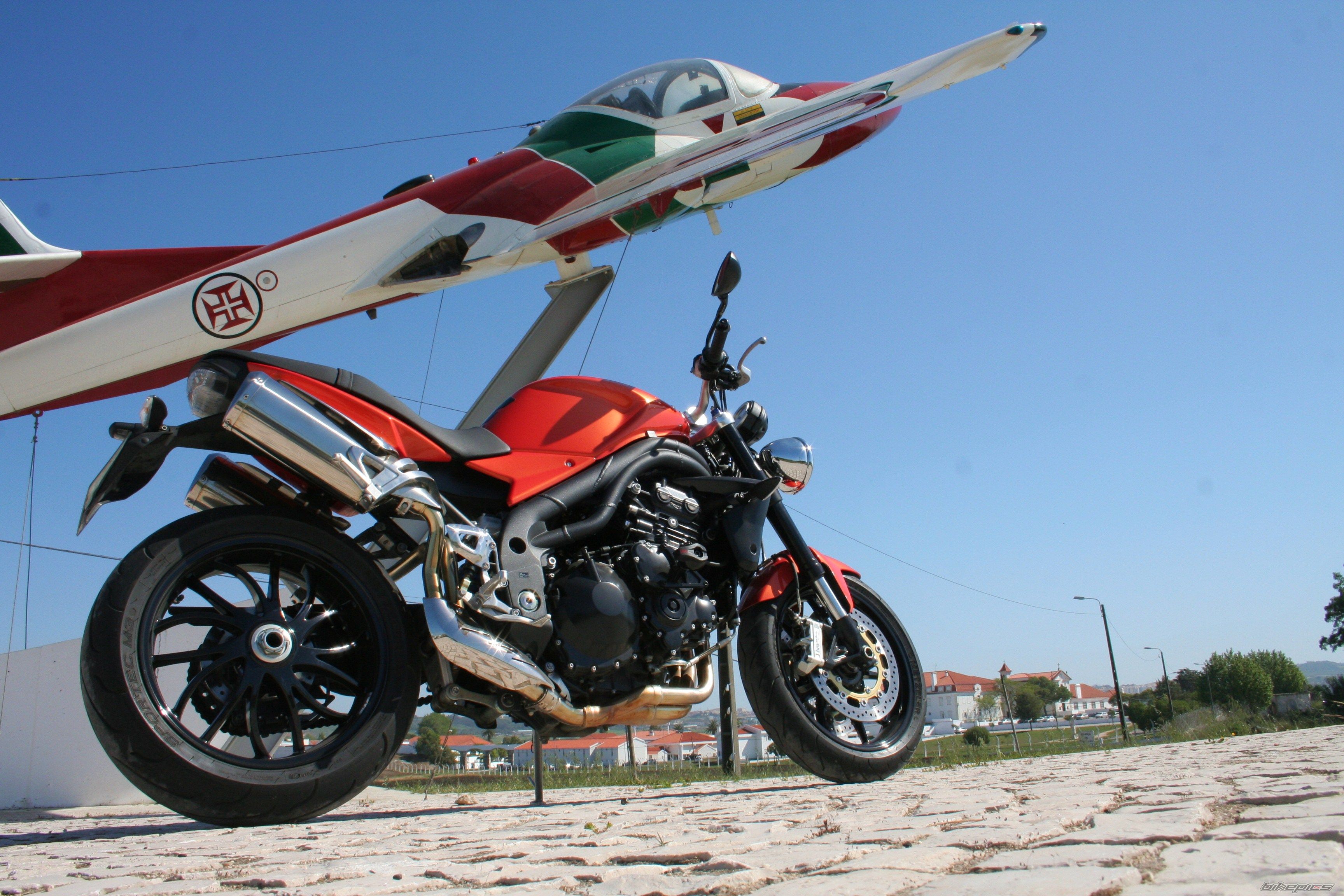 Bike Photo 1663945