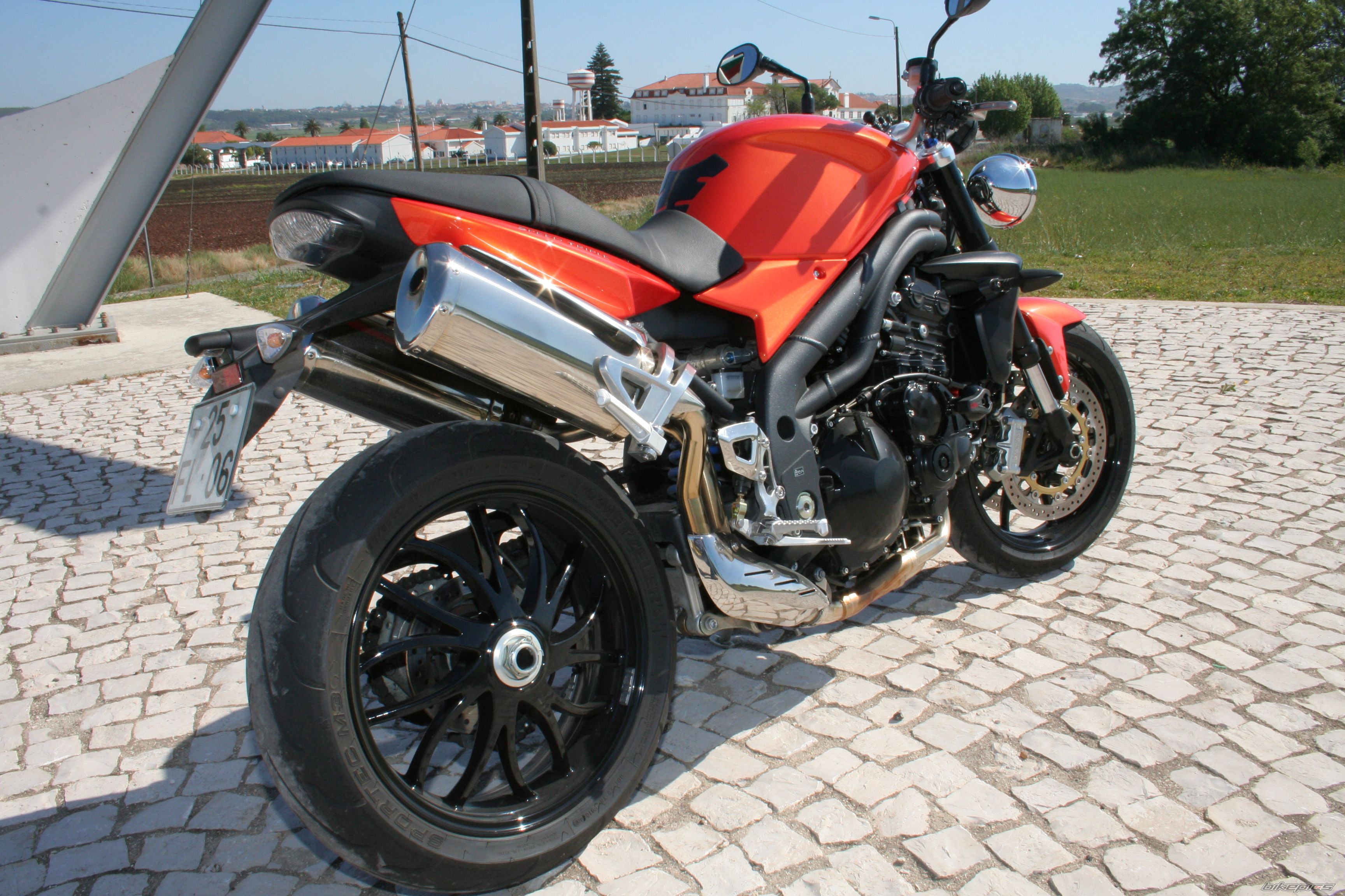 Bike Photo 1663948