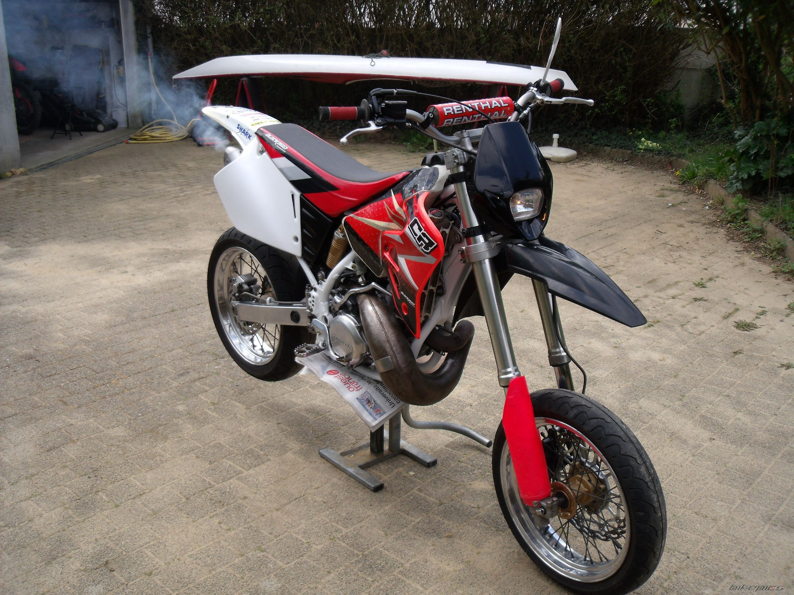 Bike Photo 1663996