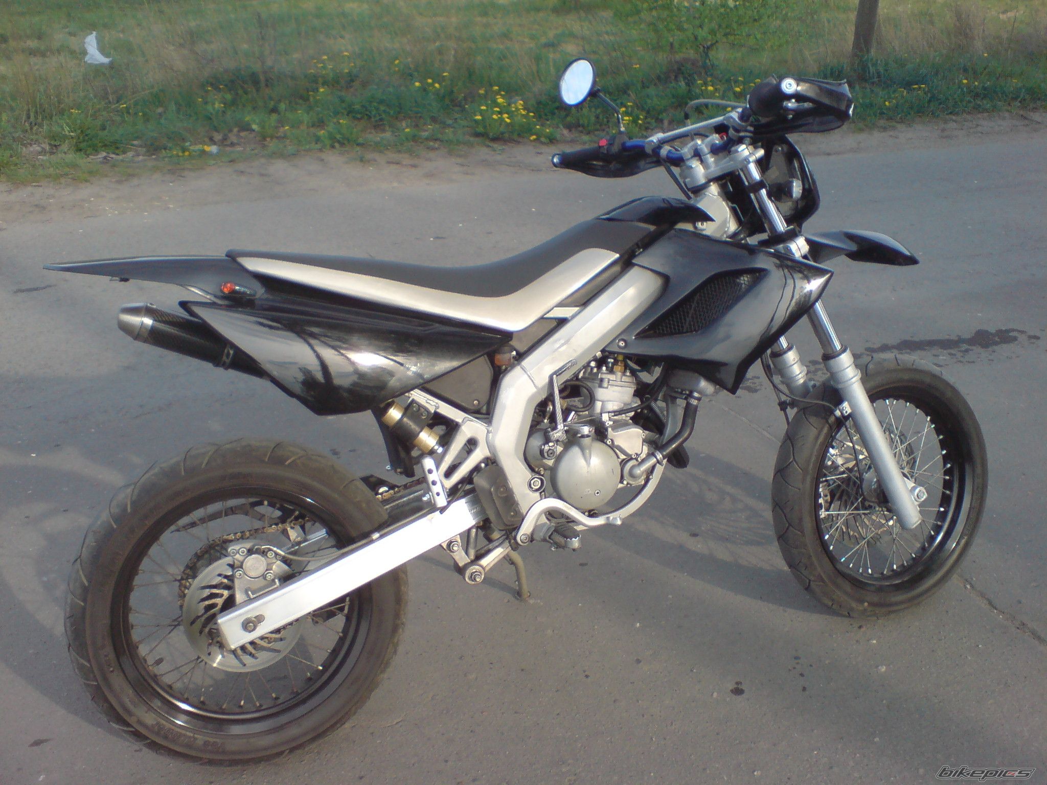 Photo 1664129
