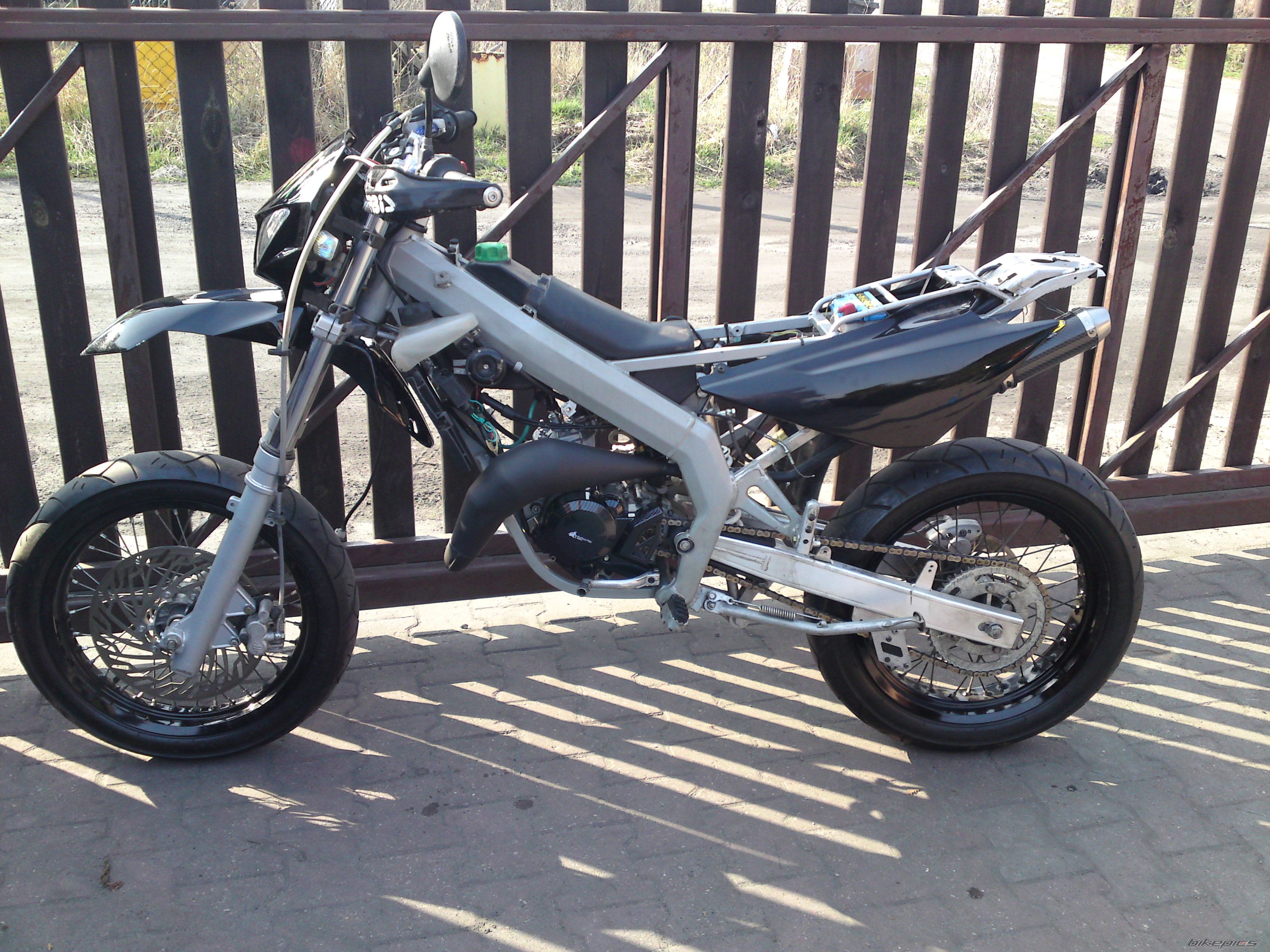 Photo 1664137