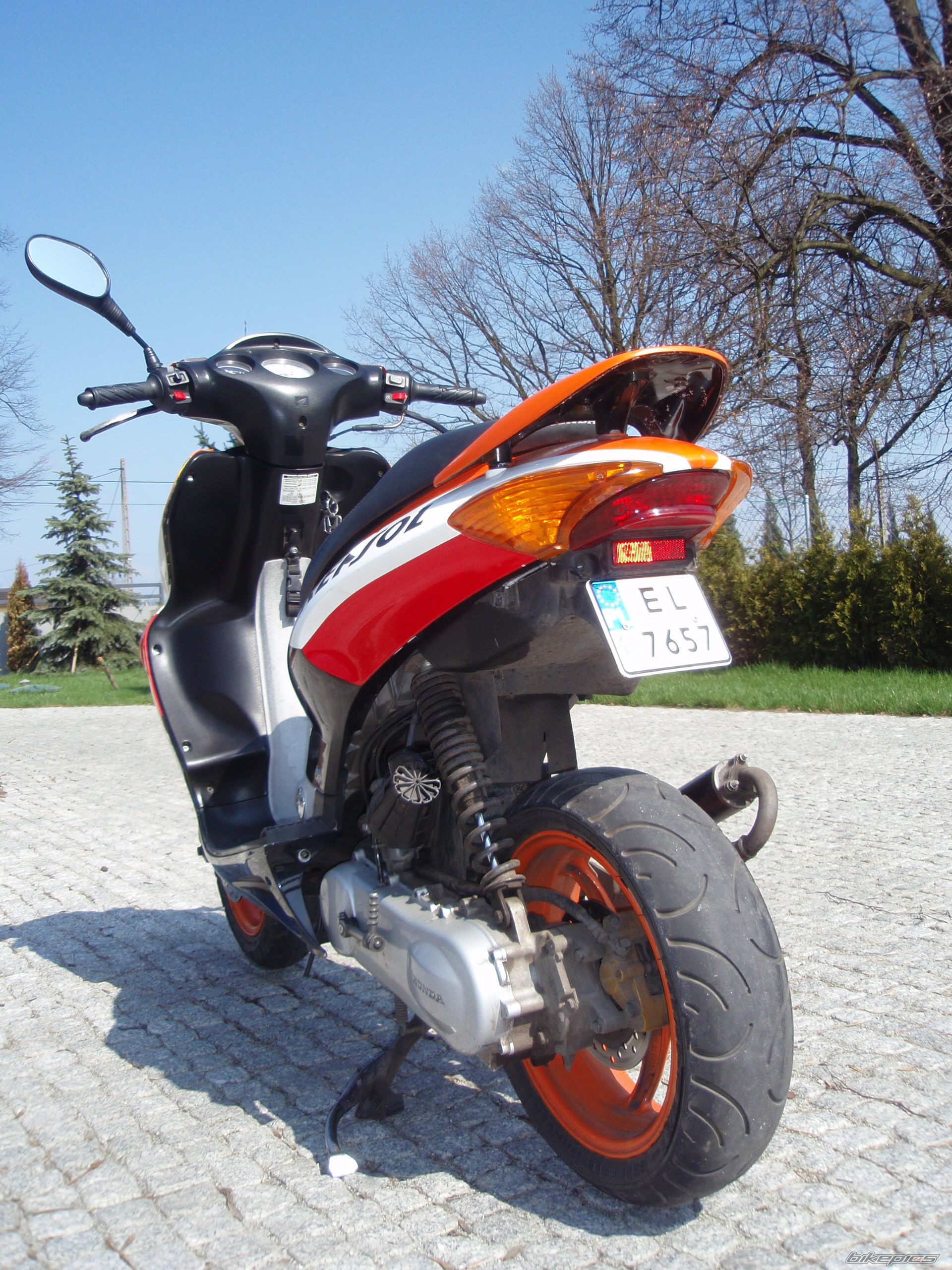 Photo 1664174