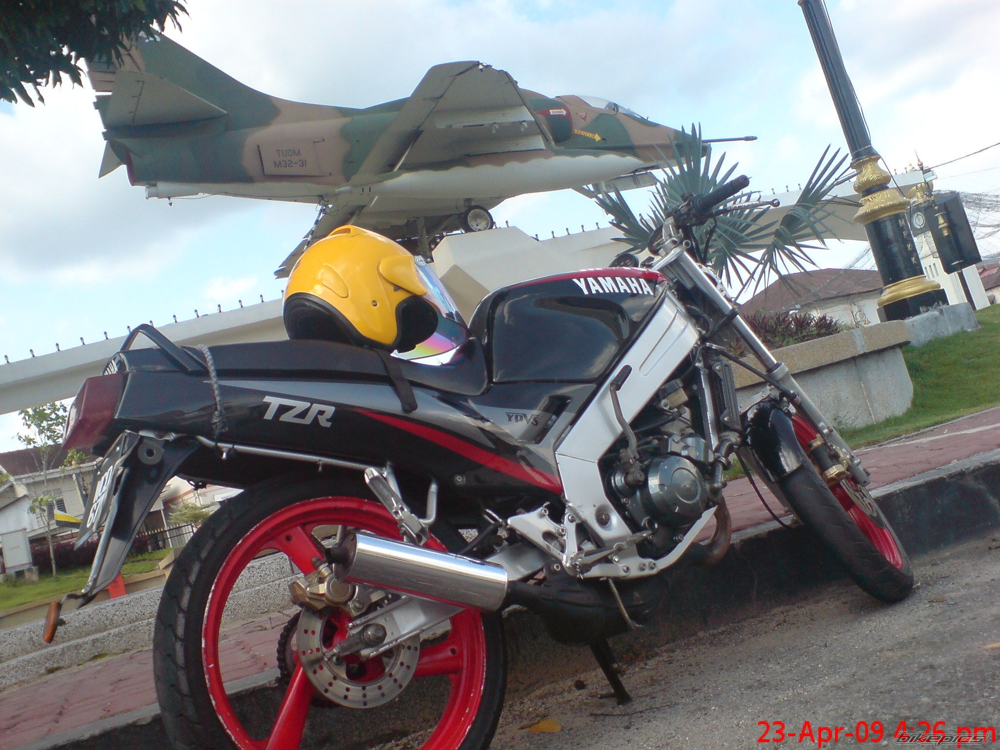 Bike Photo 1664356
