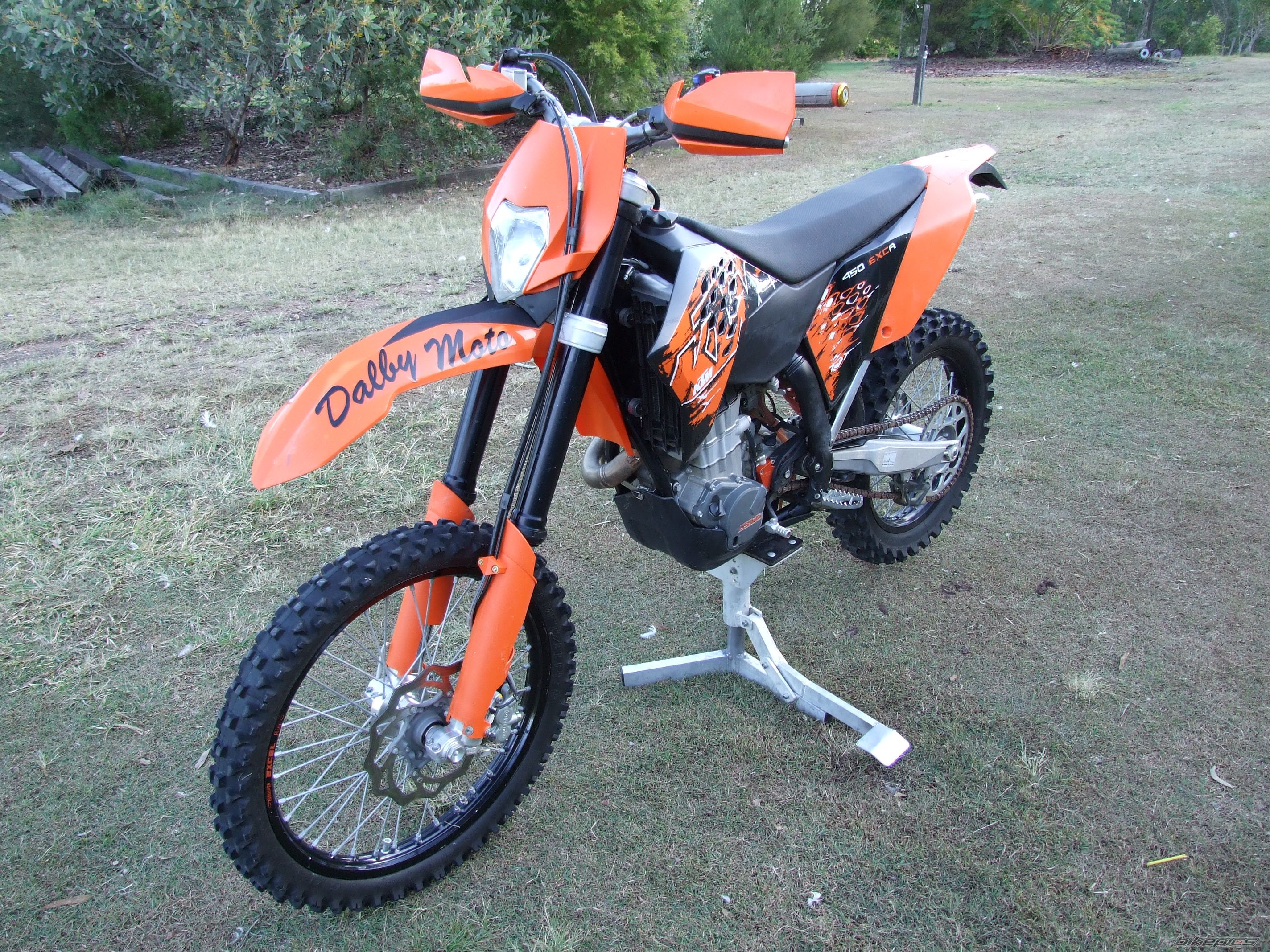 Photo 1665149